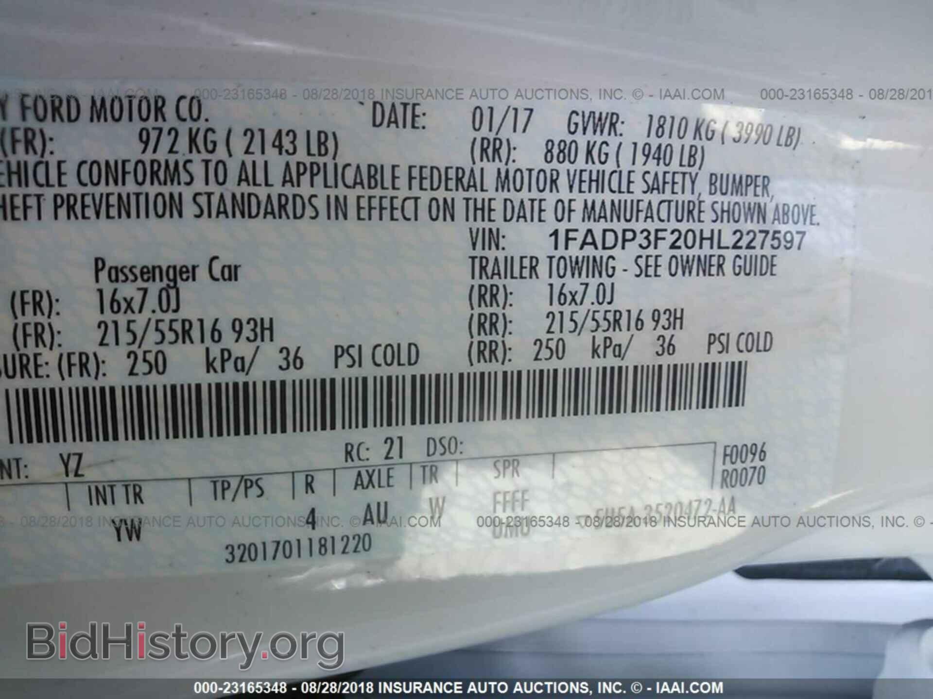 2017 Ford Focus - VIN: 1FADP3F20HL227597 - Photo 9