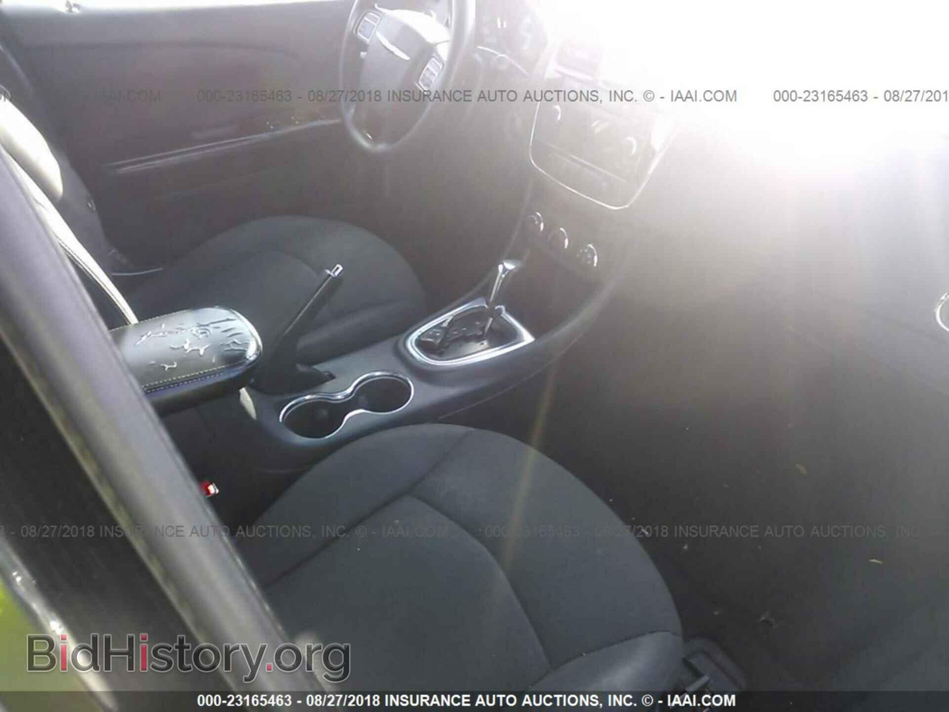 2012 Chrysler 200 - VIN: 1C3CCBAB7CN135326 - Photo 5