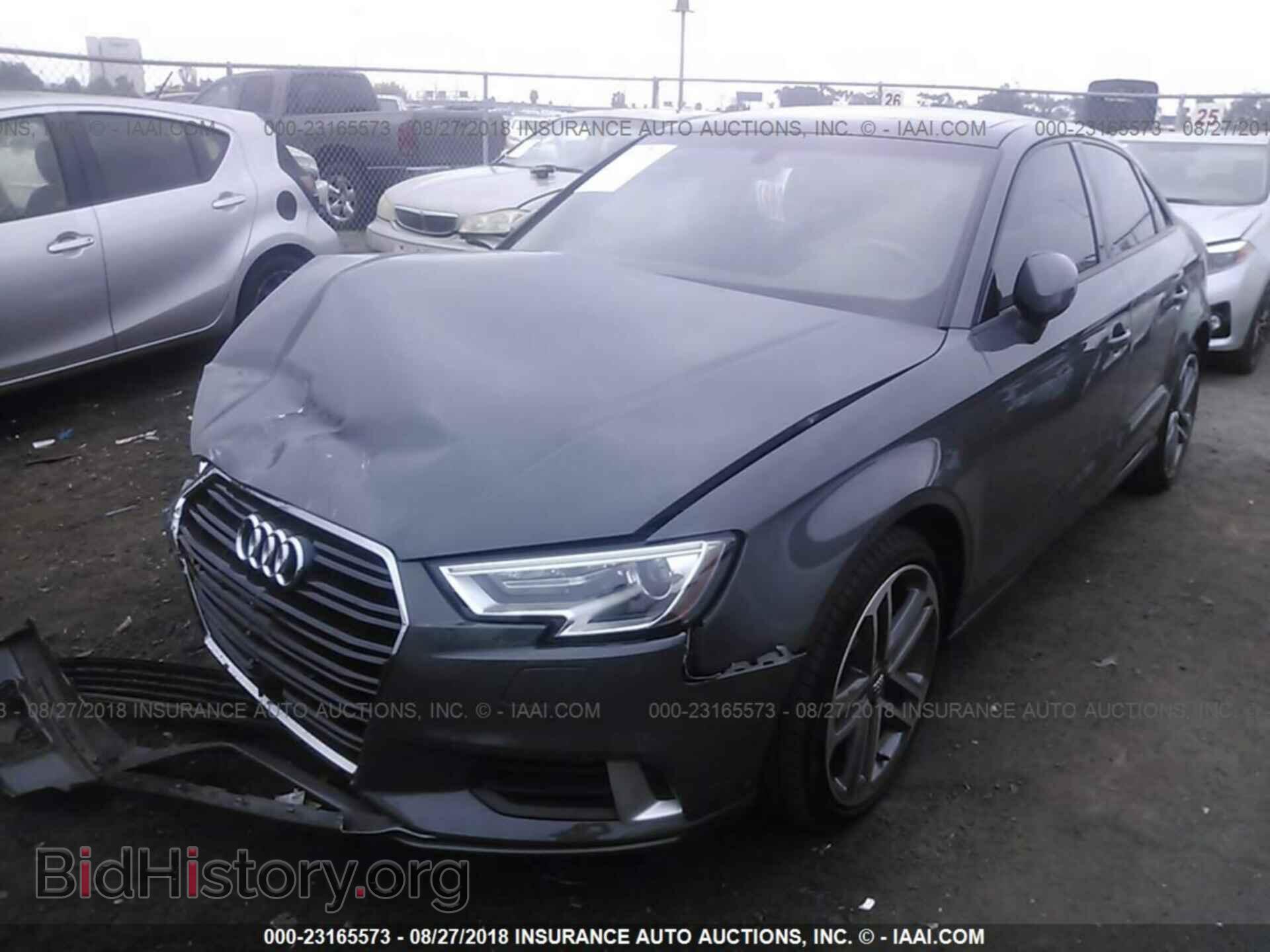 2017 Audi A3 - VIN: WAUAUGFF9H1028962 - Фото 2