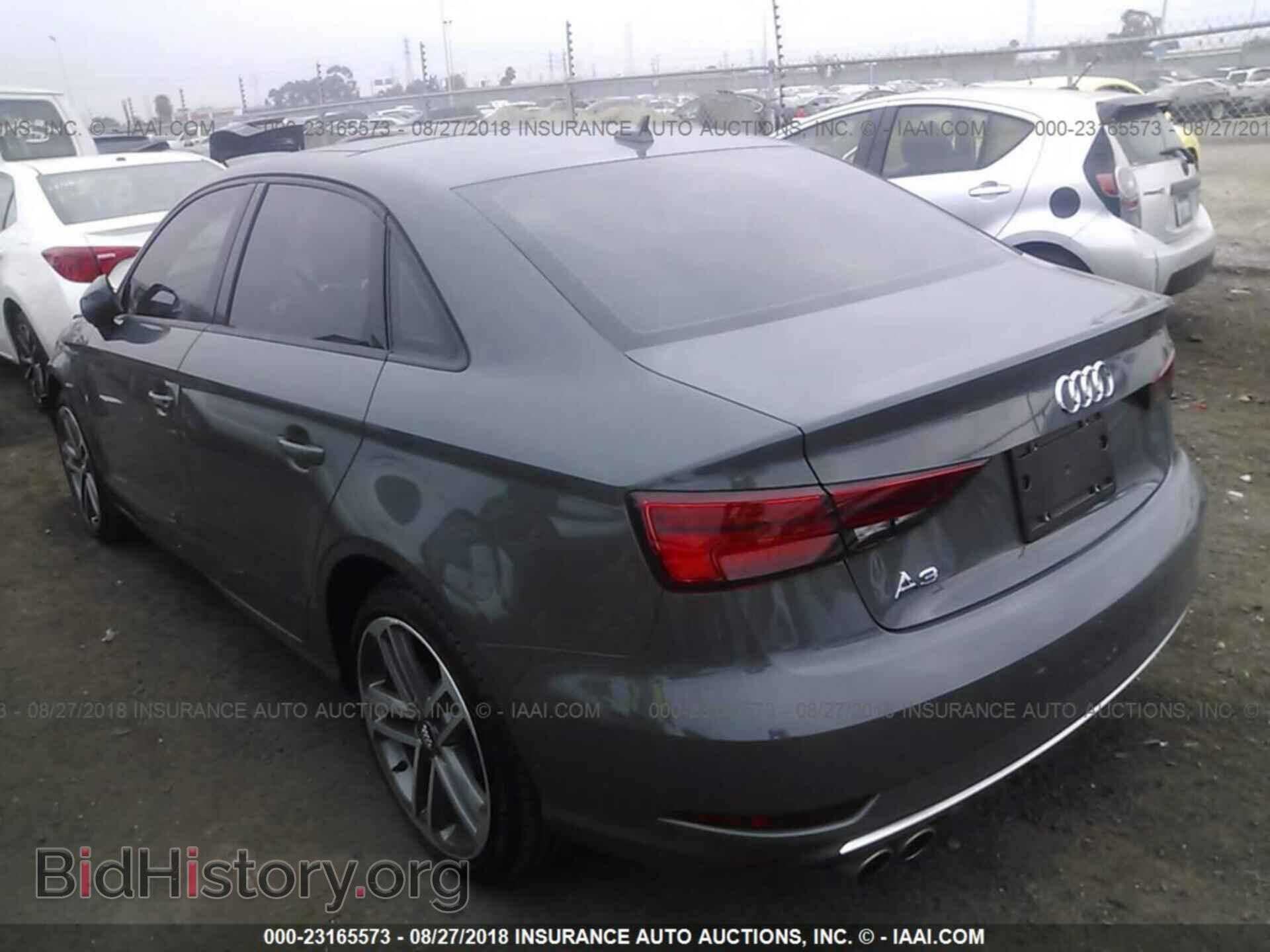 2017 Audi A3 - VIN: WAUAUGFF9H1028962 - Фото 3