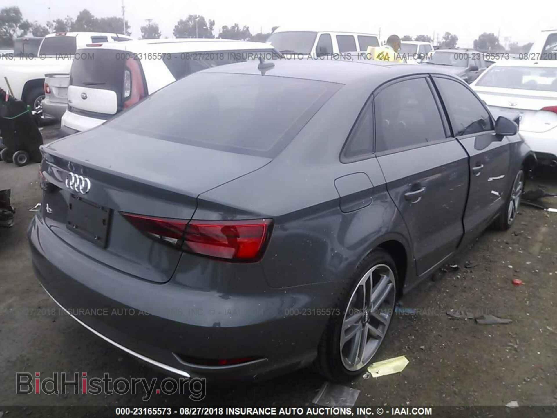 2017 Audi A3 - VIN: WAUAUGFF9H1028962 - Фото 4