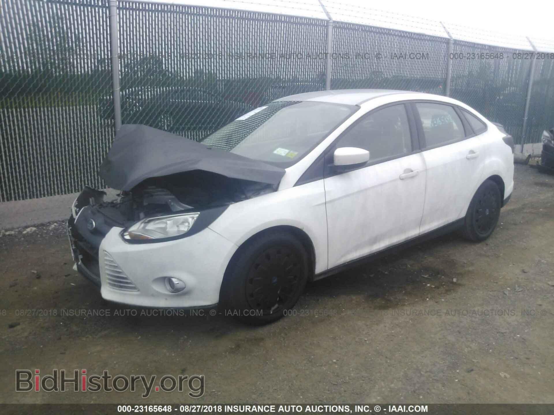 2012 Ford Focus - VIN: 1FAHP3F26CL173510 - Фото 2