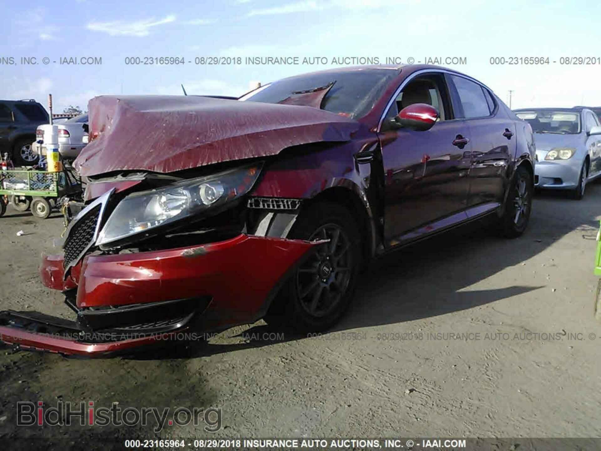 2011 KIA OPTIMA - VIN: KNAGM4A74B5173982 - Фото 2