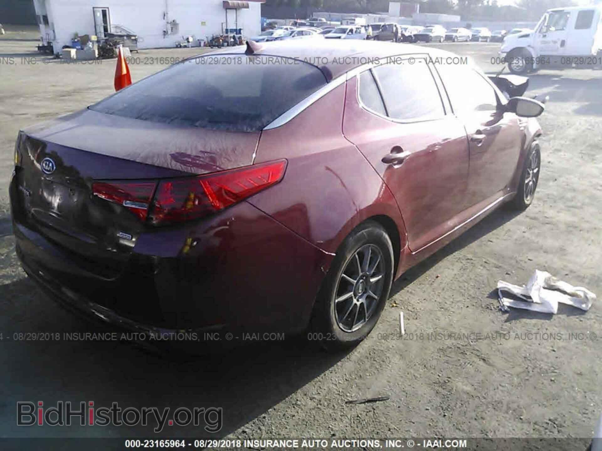 2011 KIA OPTIMA - VIN: KNAGM4A74B5173982 - Фото 4