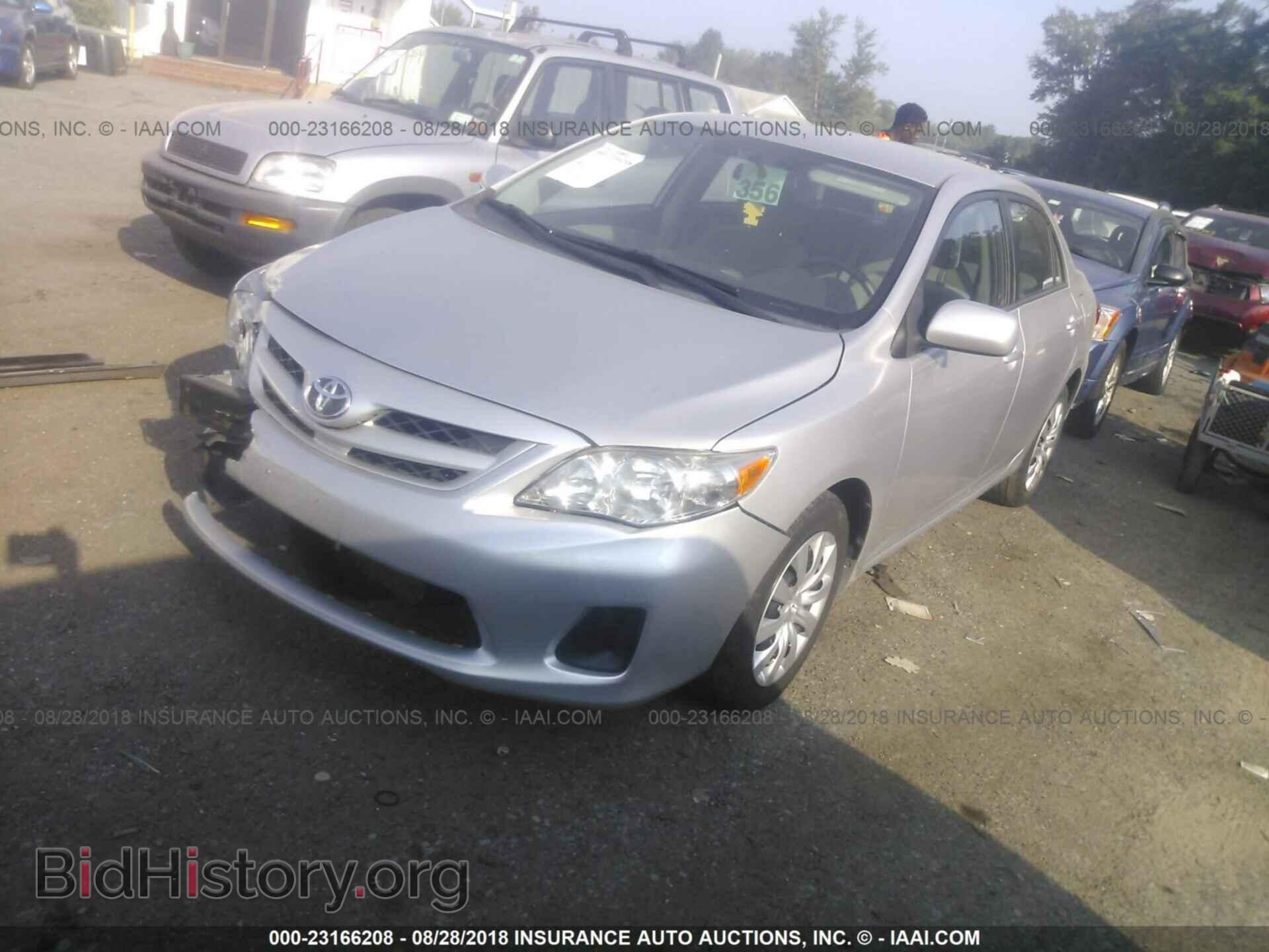 2012 Toyota Corolla - VIN: 2T1BU4EE2CC875180 - Фото 2