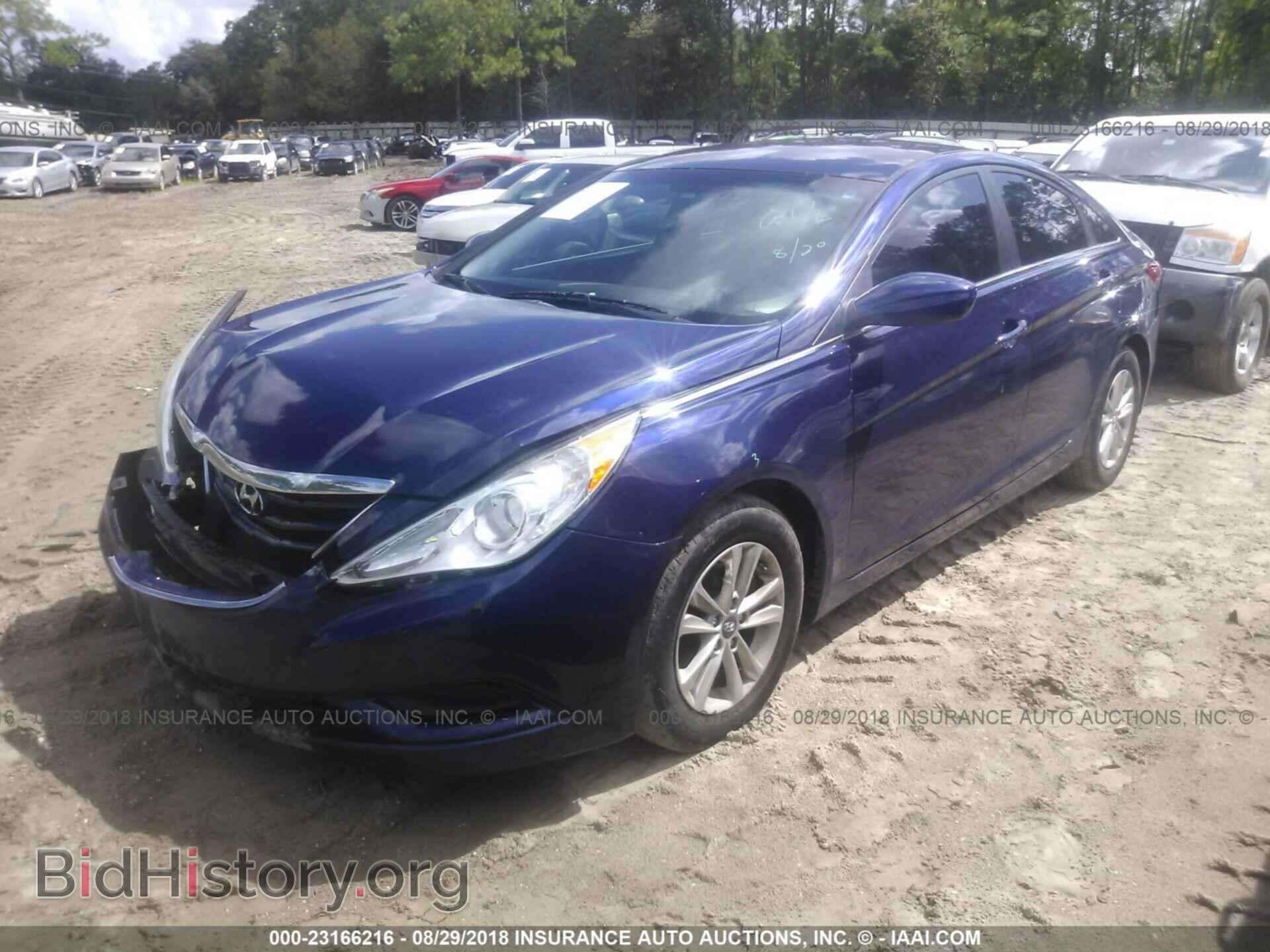 2012 Hyundai Sonata - VIN: 5NPEB4AC7CH413881 - Фото 2