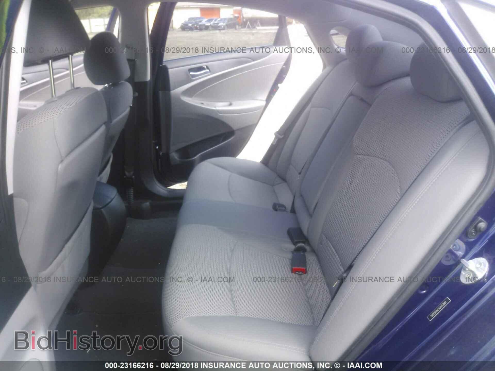 2012 Hyundai Sonata - VIN: 5NPEB4AC7CH413881 - Фото 8