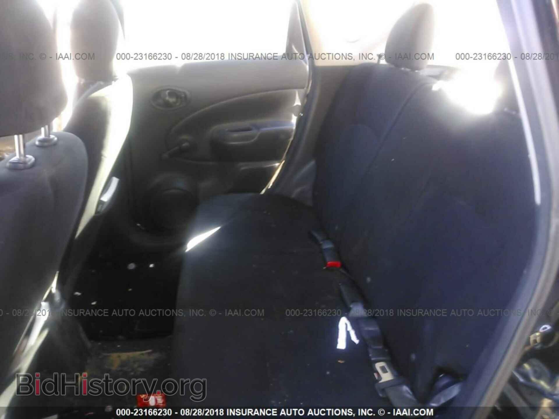 2014 Nissan Versa note - VIN: 3N1CE2CP1EL421855 - Photo 8