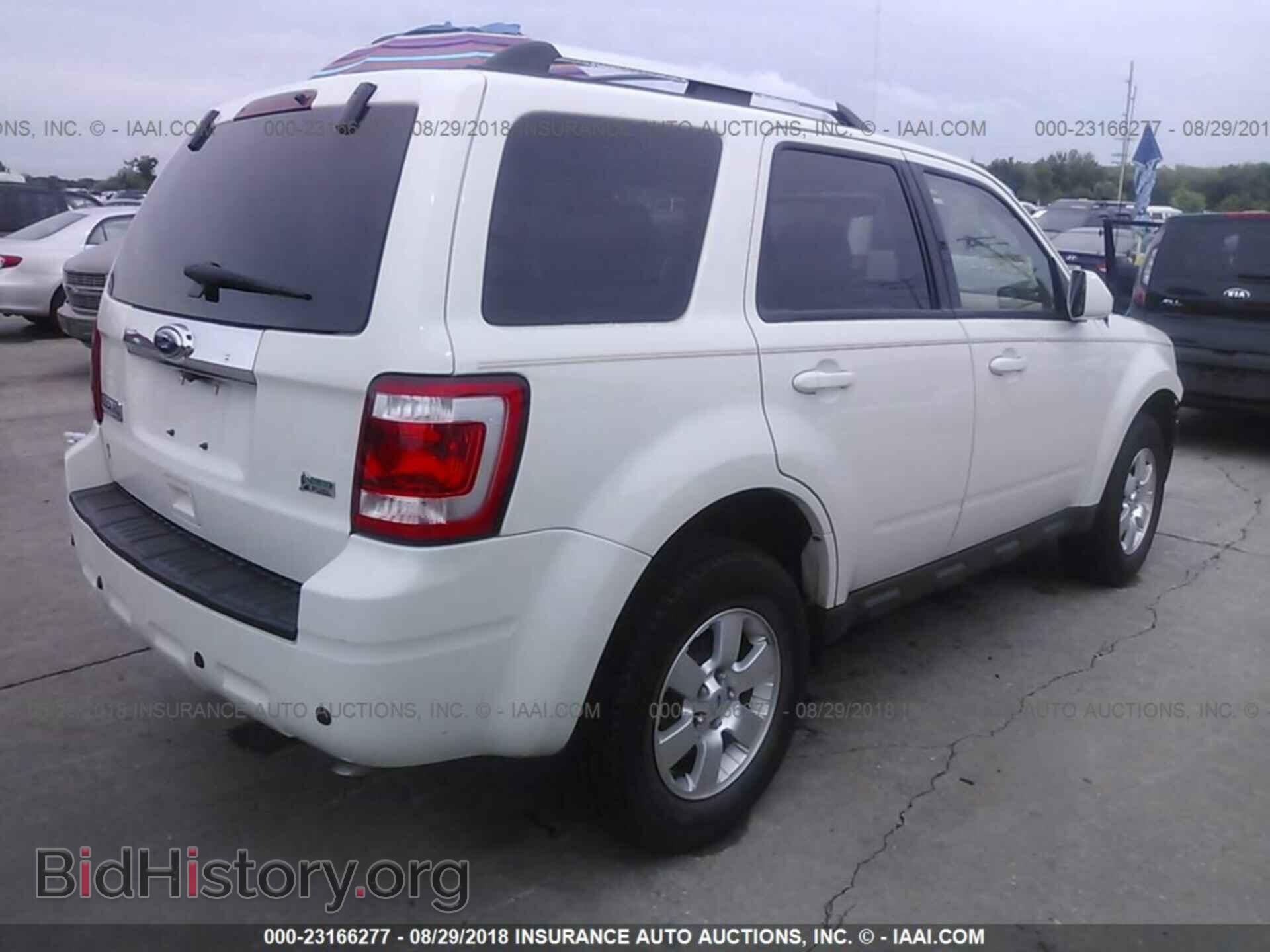 2011 Ford Escape - VIN: 1FMCU9EG4BKA54500 - Photo 4