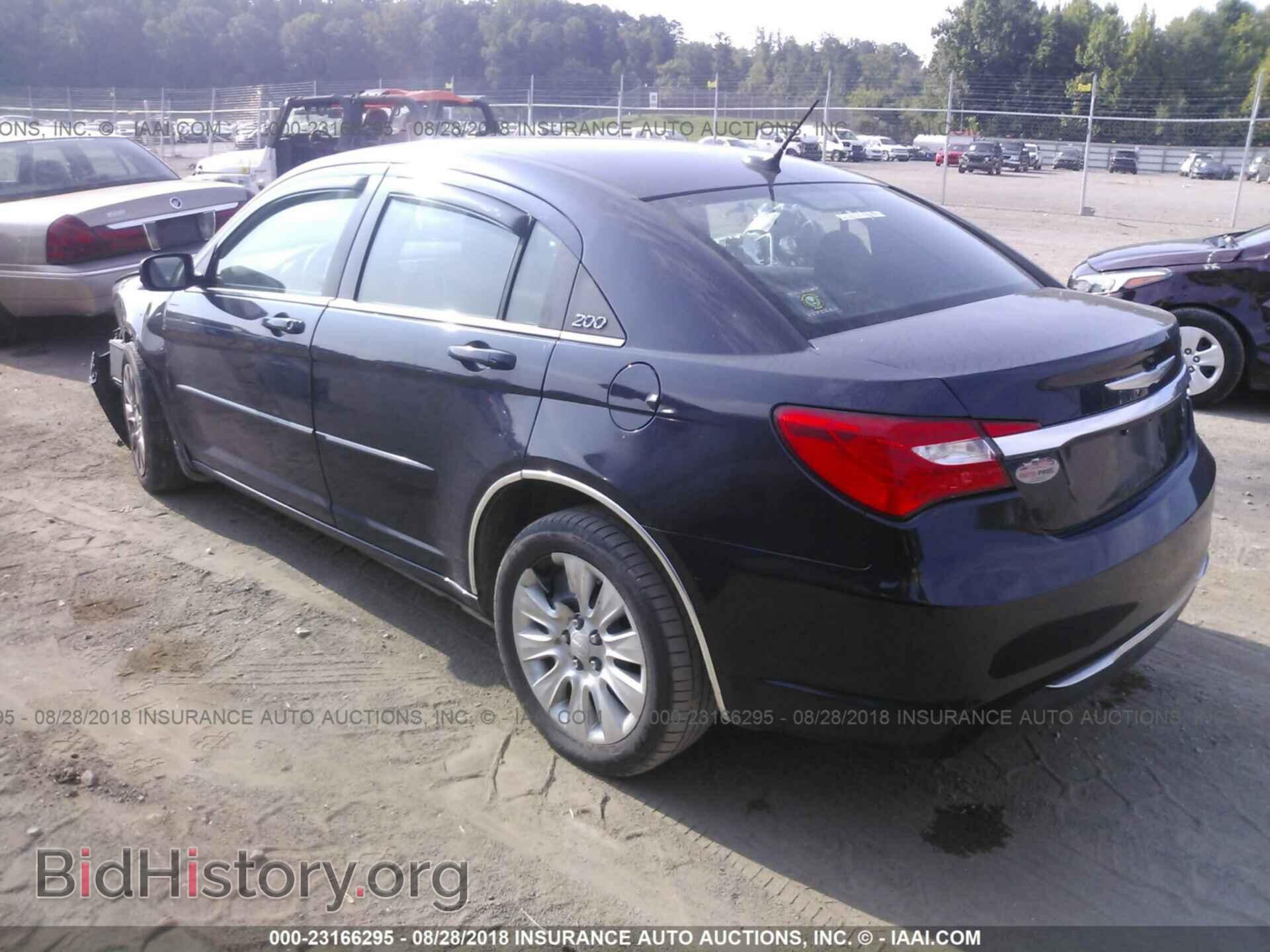 2011 Chrysler 200 - VIN: 1C3BC4FB7BN558051 - Photo 3