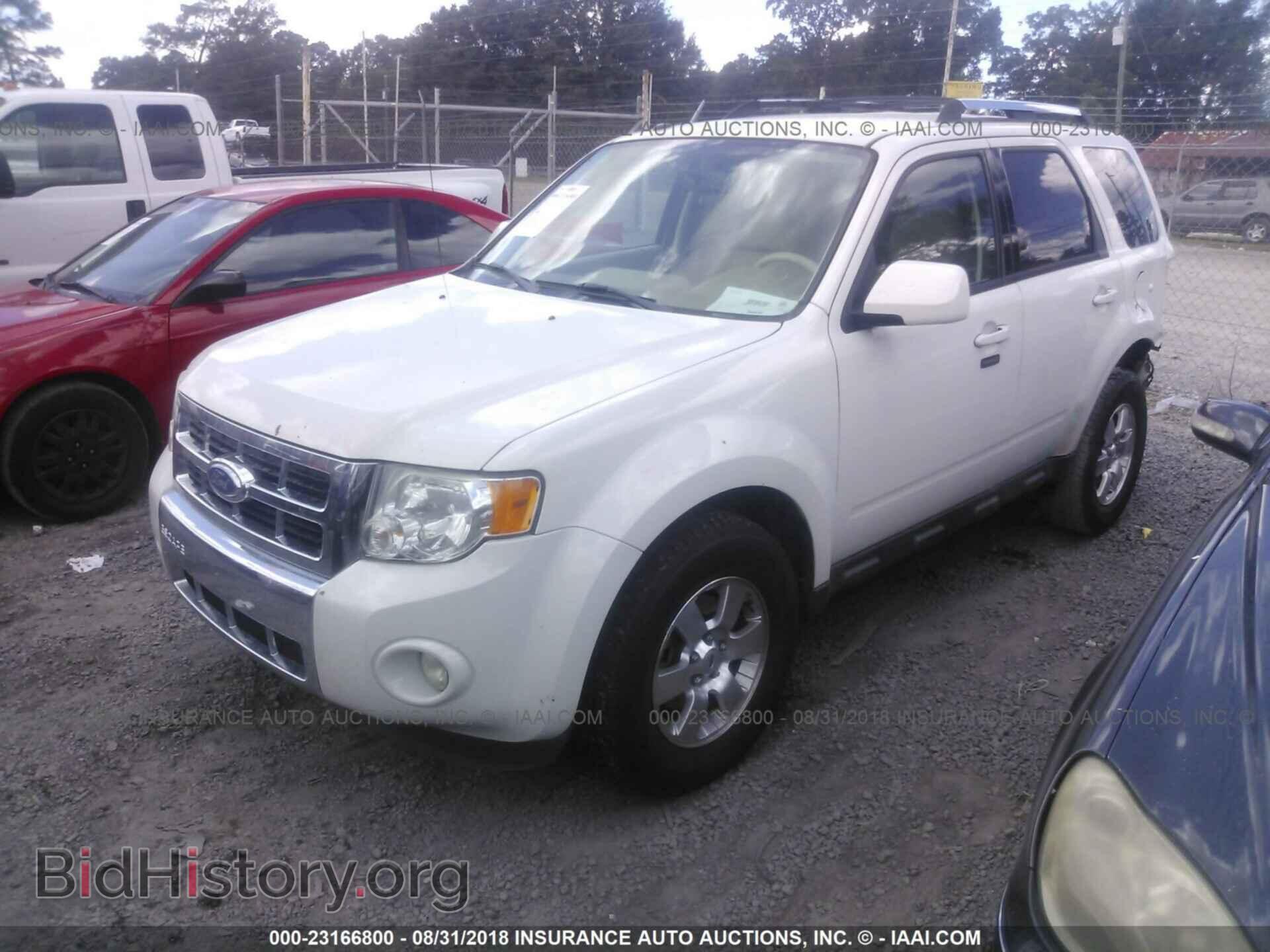 2011 Ford Escape - VIN: 1FMCU0E71BKC54326 - Photo 2