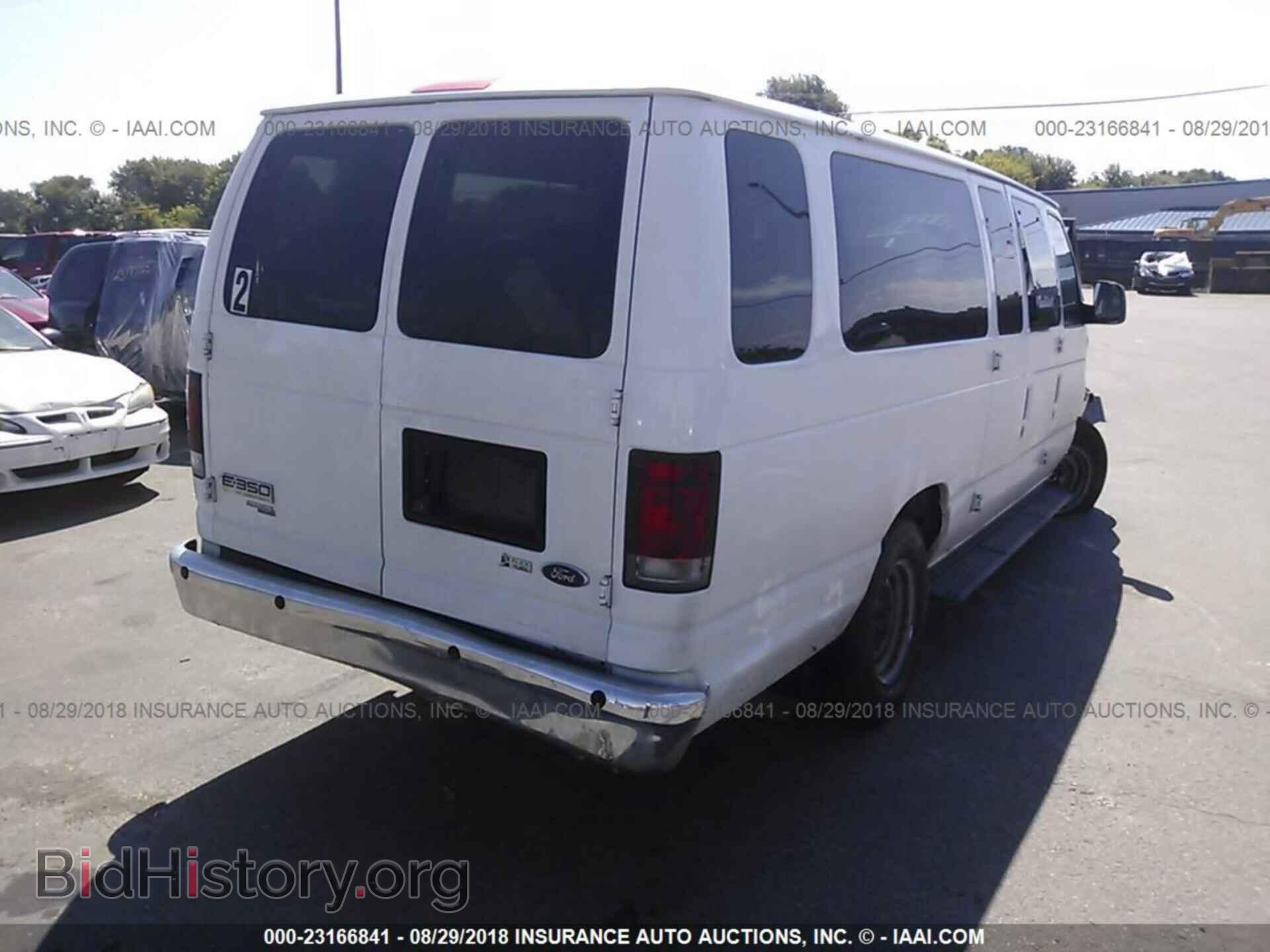 2012 Ford Econoline - VIN: 1FDSS3BL8CDB07348 - Фото 4