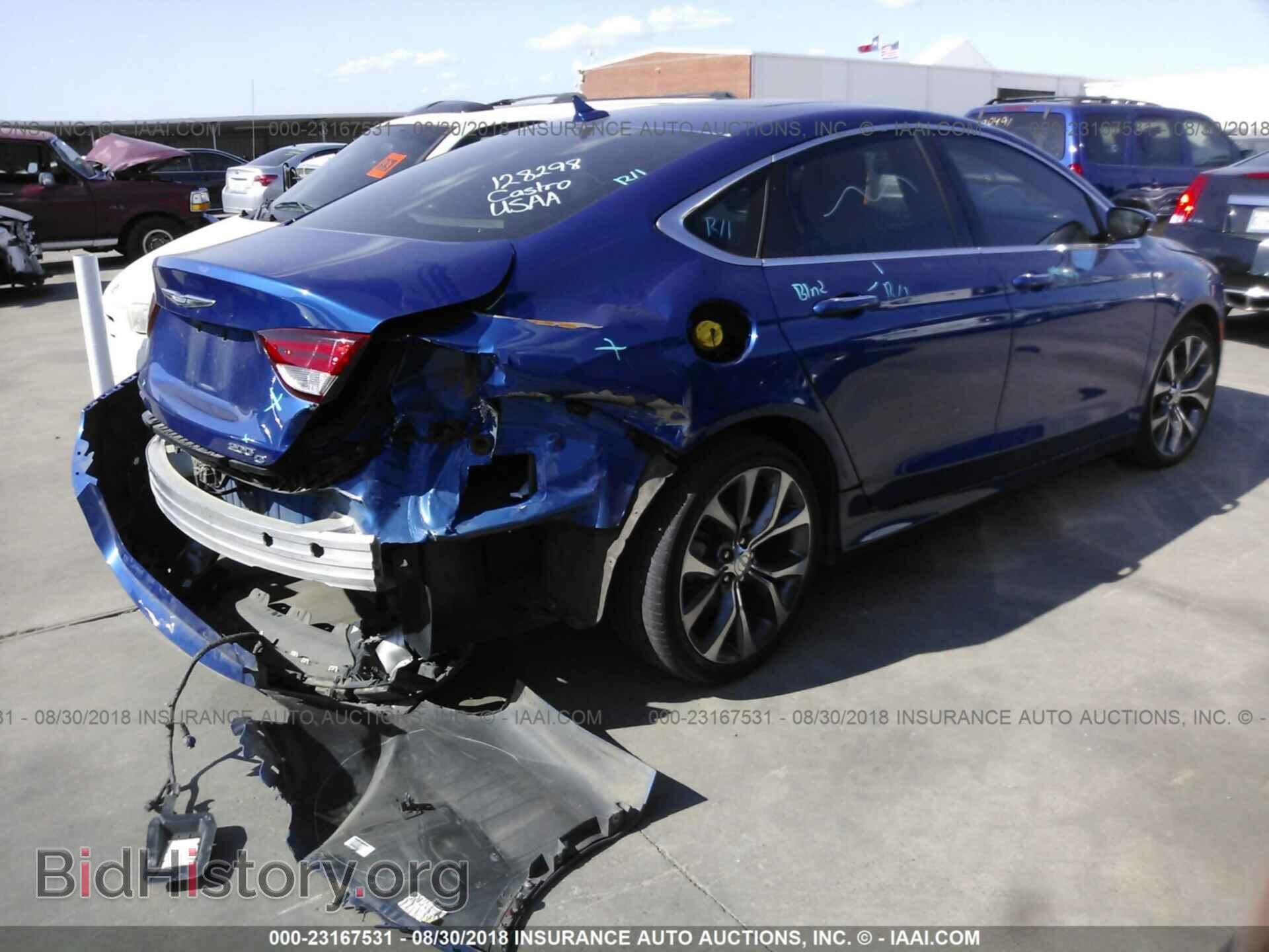 2015 Chrysler 200 - VIN: 1C3CCCEG3FN656365 - Photo 4
