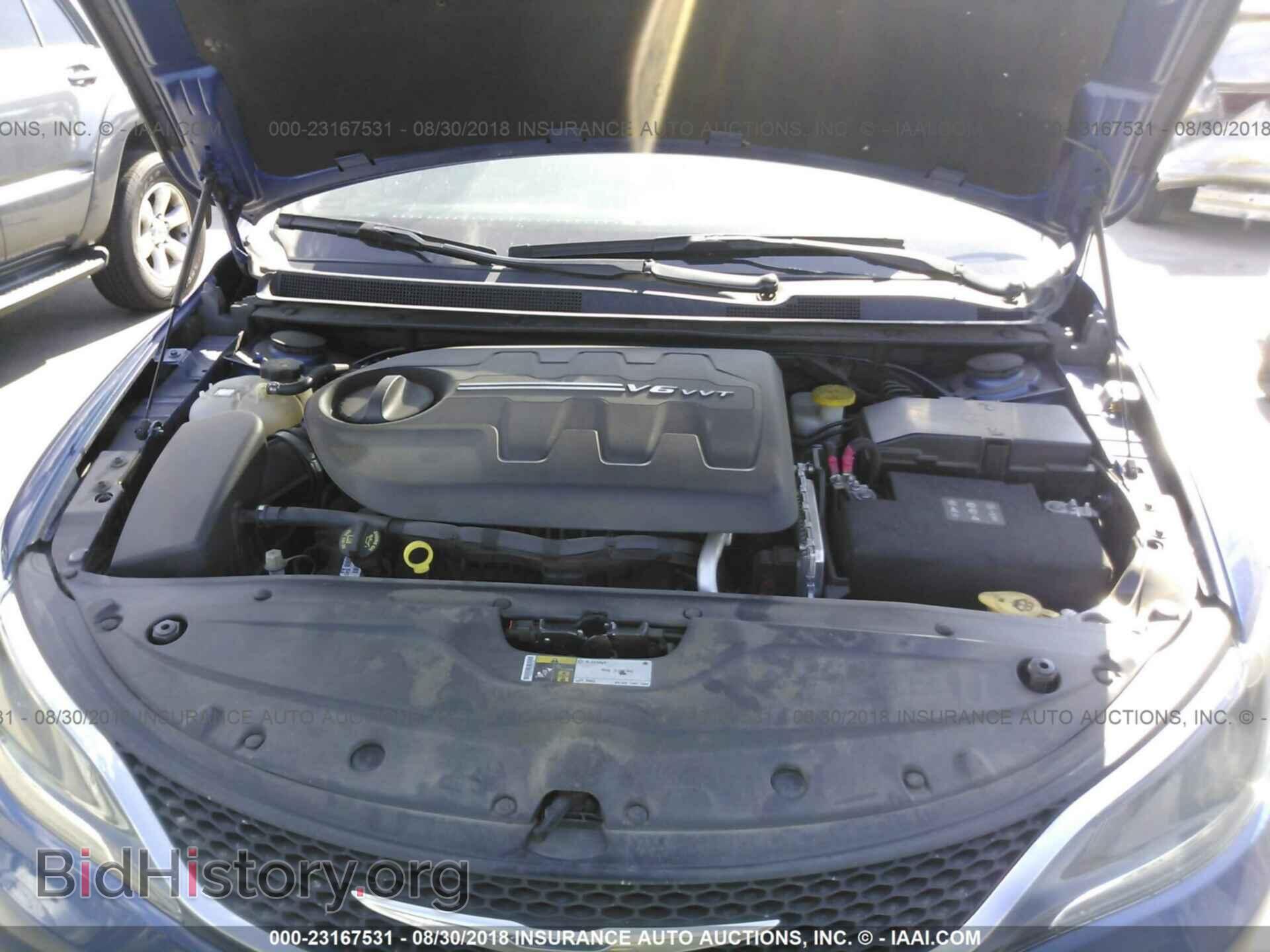 2015 Chrysler 200 - VIN: 1C3CCCEG3FN656365 - Photo 10