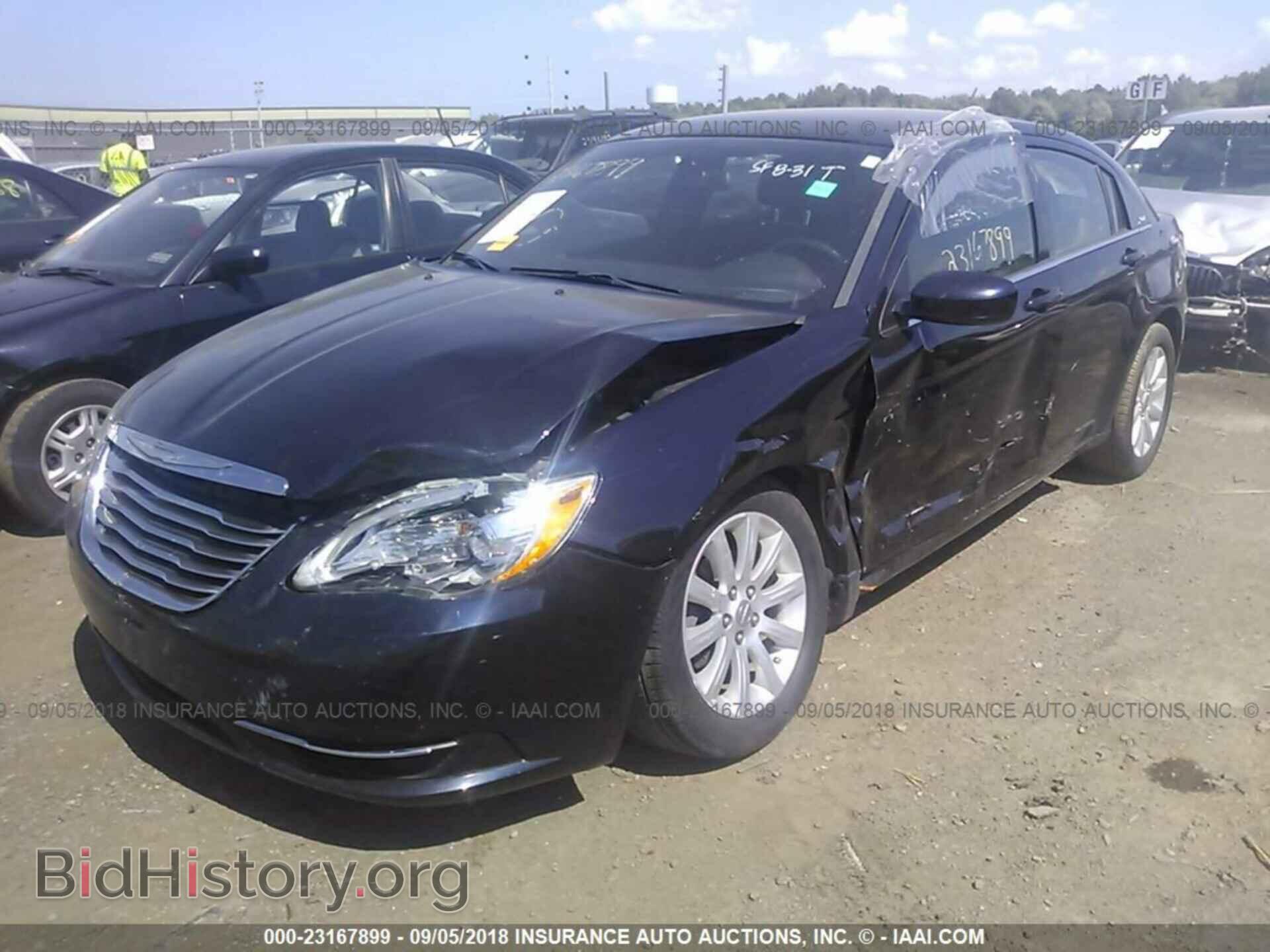 2012 Chrysler 200 - VIN: 1C3CCBBB3CN301565 - Фото 2