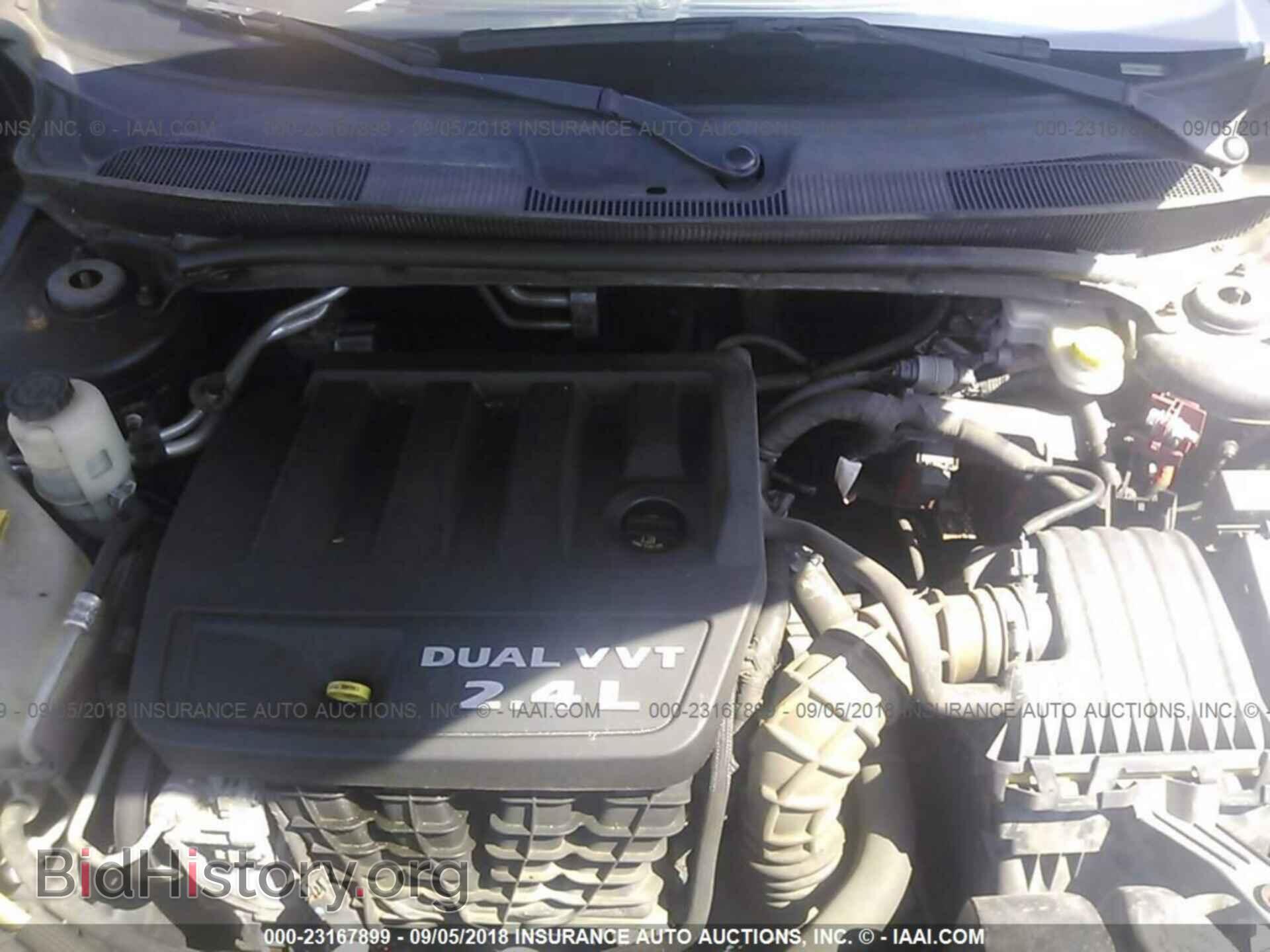 2012 Chrysler 200 - VIN: 1C3CCBBB3CN301565 - Фото 10