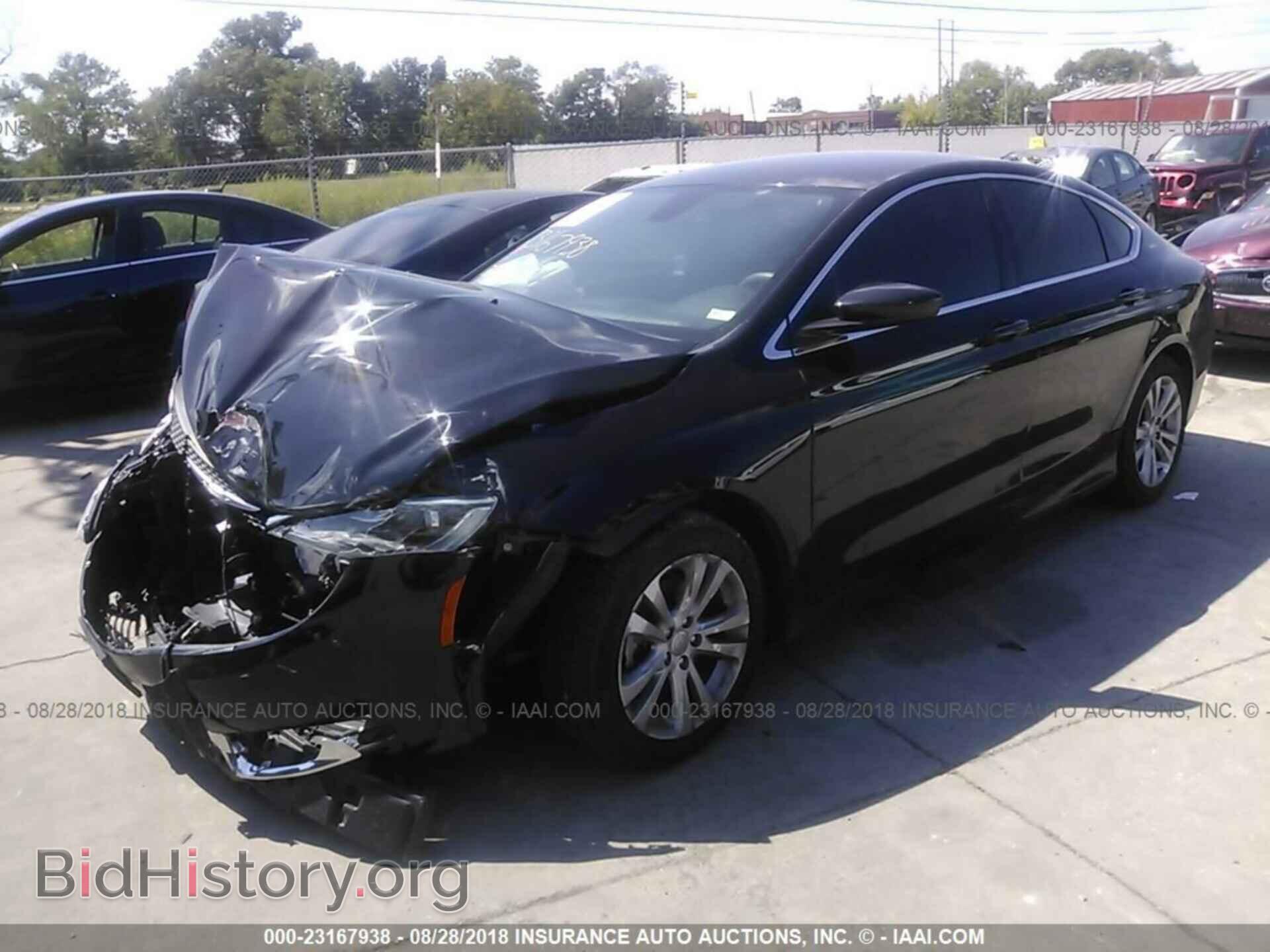 2016 Chrysler 200 - VIN: 1C3CCCAB2GN155446 - Photo 2