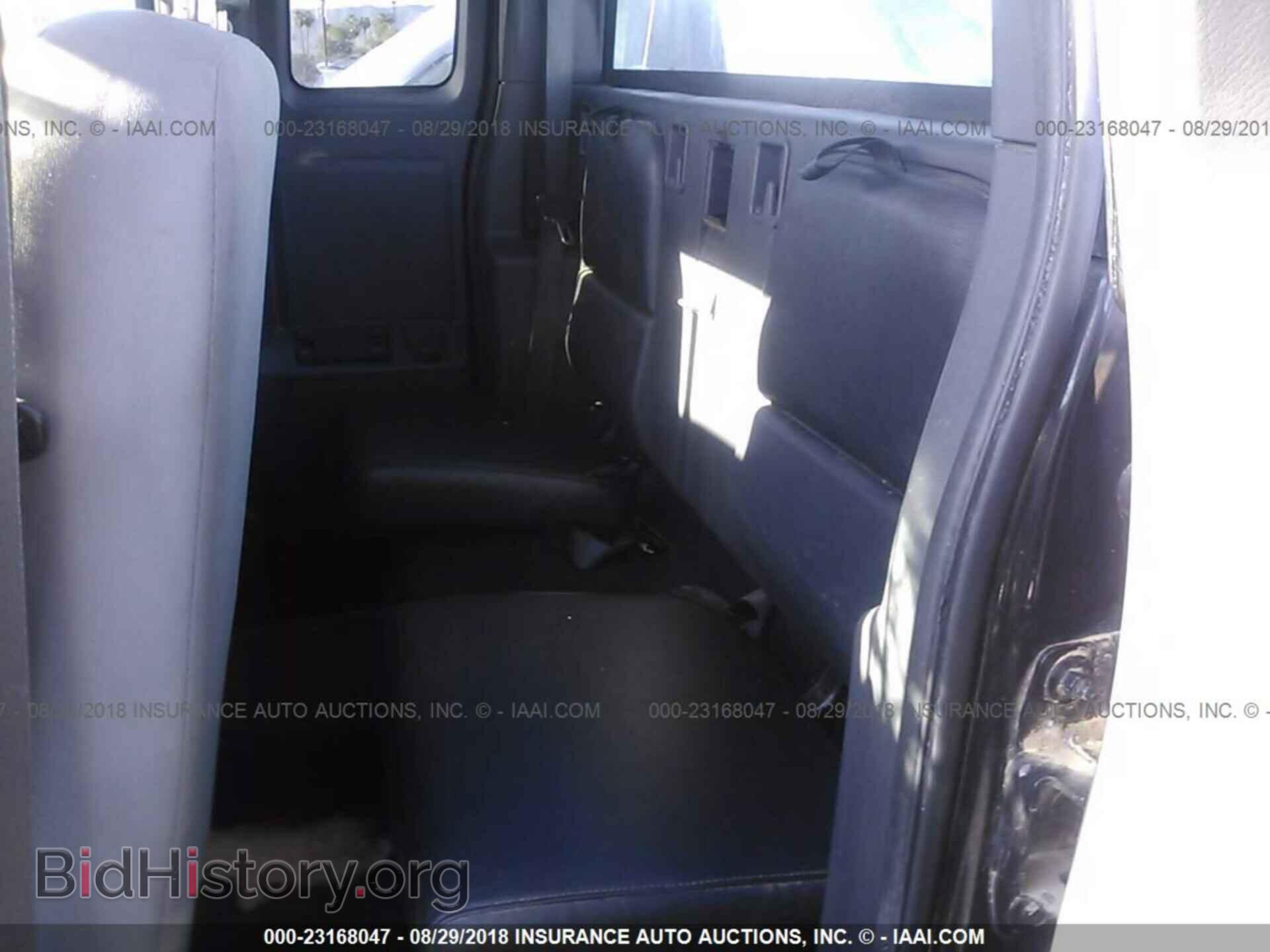 2008 DODGE DAKOTA - VIN: 1D7HE32KX8S556665 - Фото 8