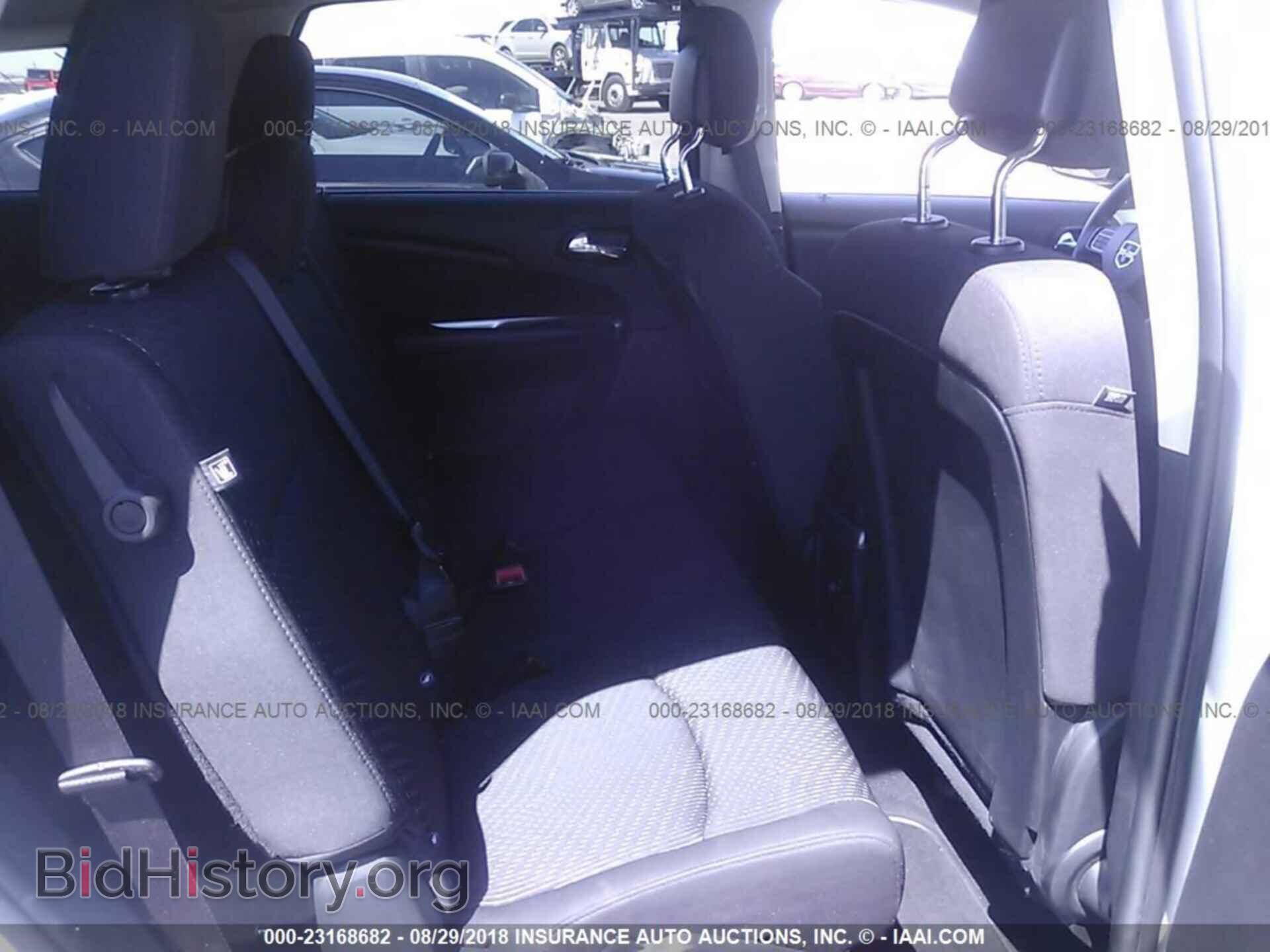 2017 Dodge Journey - VIN: 3C4PDCBG5HT532051 - Photo 8