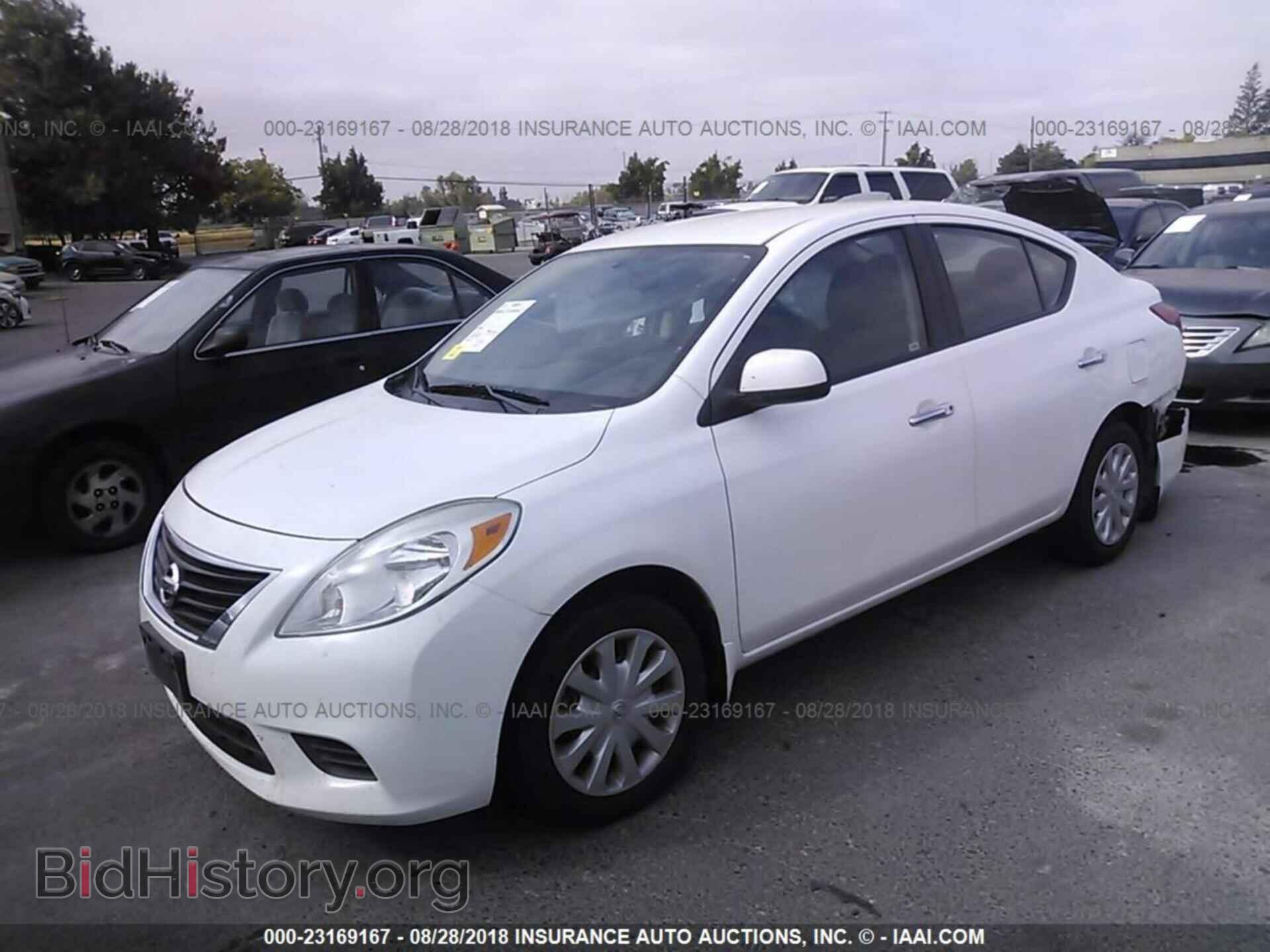 2012 Nissan Versa - VIN: 3N1CN7AP1CL866724 - Фото 2