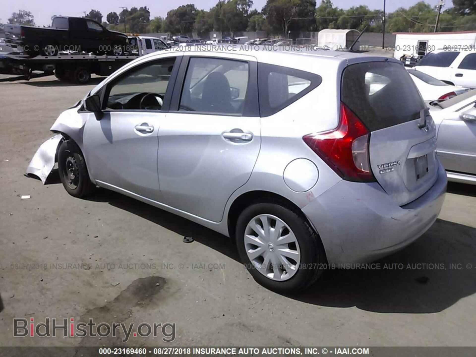 2016 Nissan Versa note - VIN: 3N1CE2CP7GL365424 - Фото 3