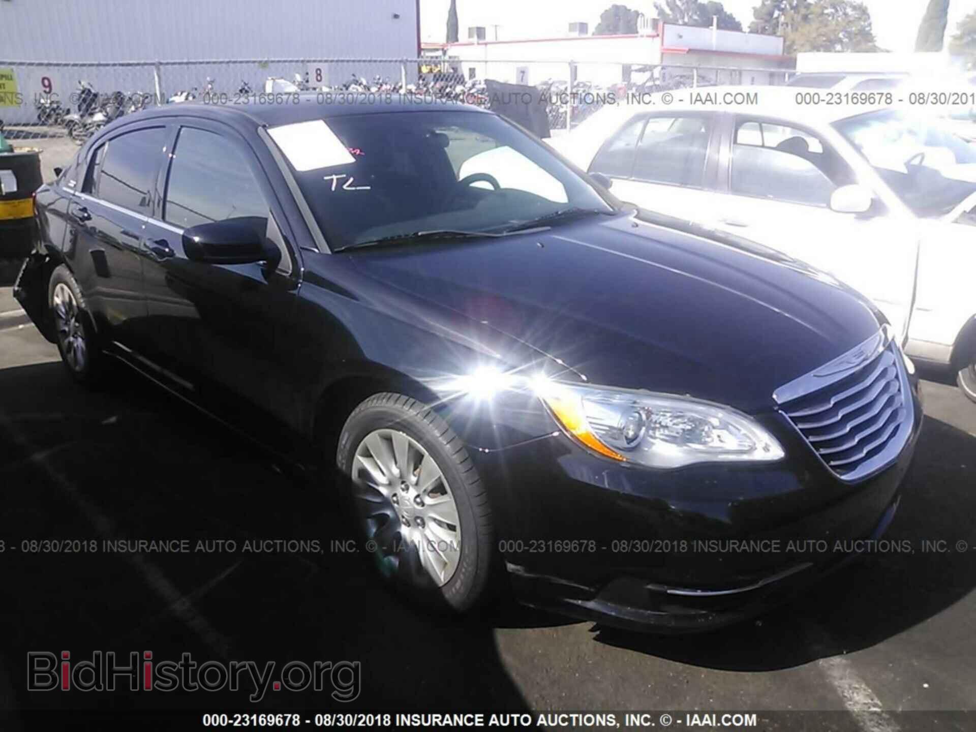 Фотография 1C3CCBAB4CN202092 - Chrysler 200 2012