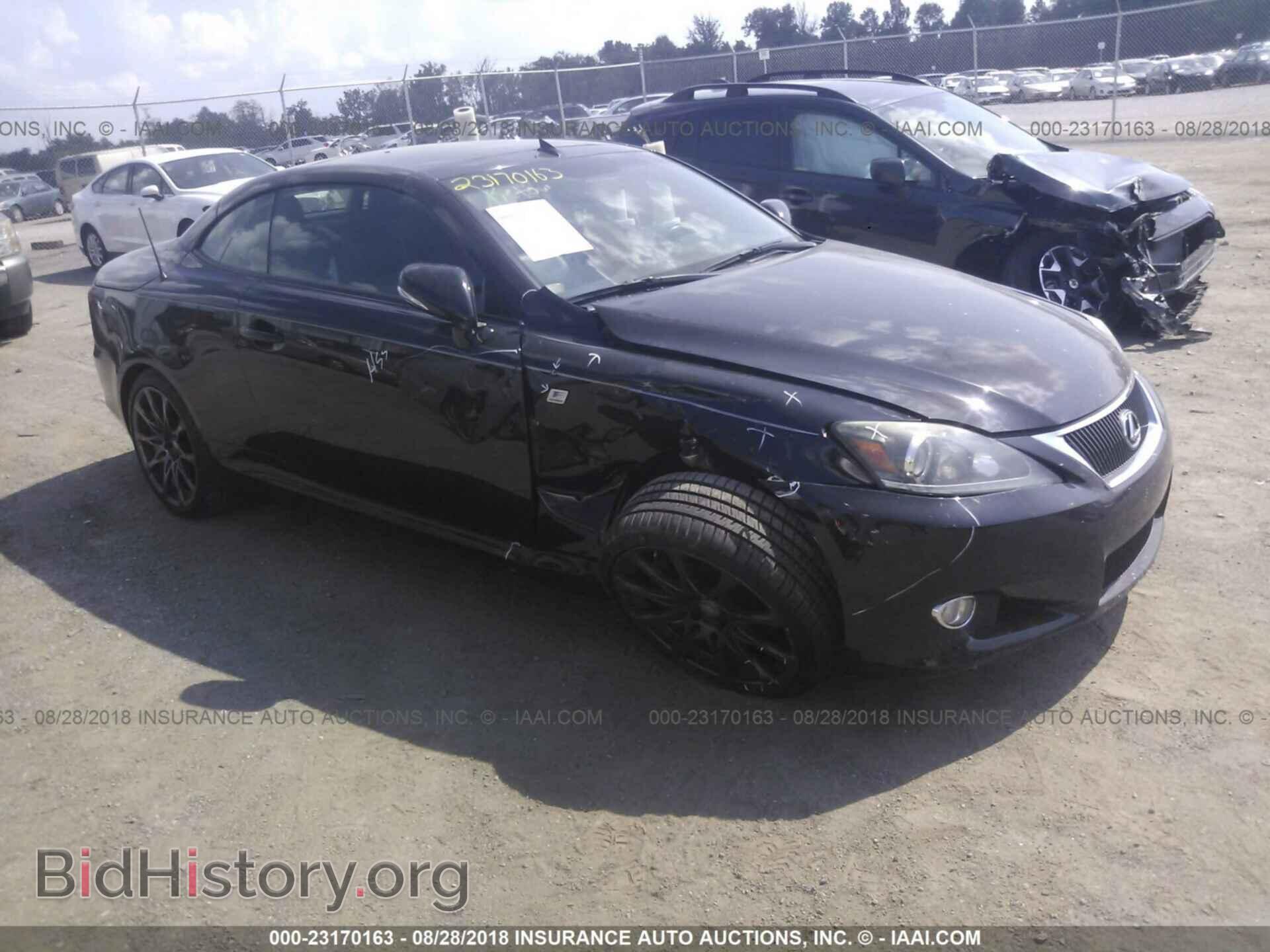 Фотография JTHFE2C26B2506085 - Lexus Is 2011