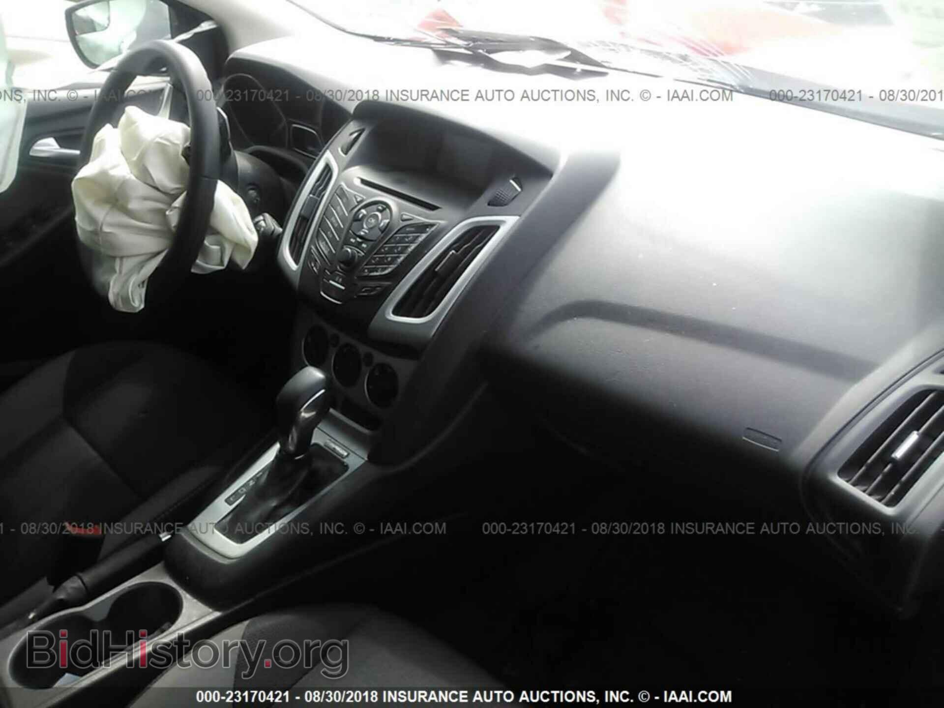 2012 Ford Focus - VIN: 1FAHP3F25CL464712 - Photo 5