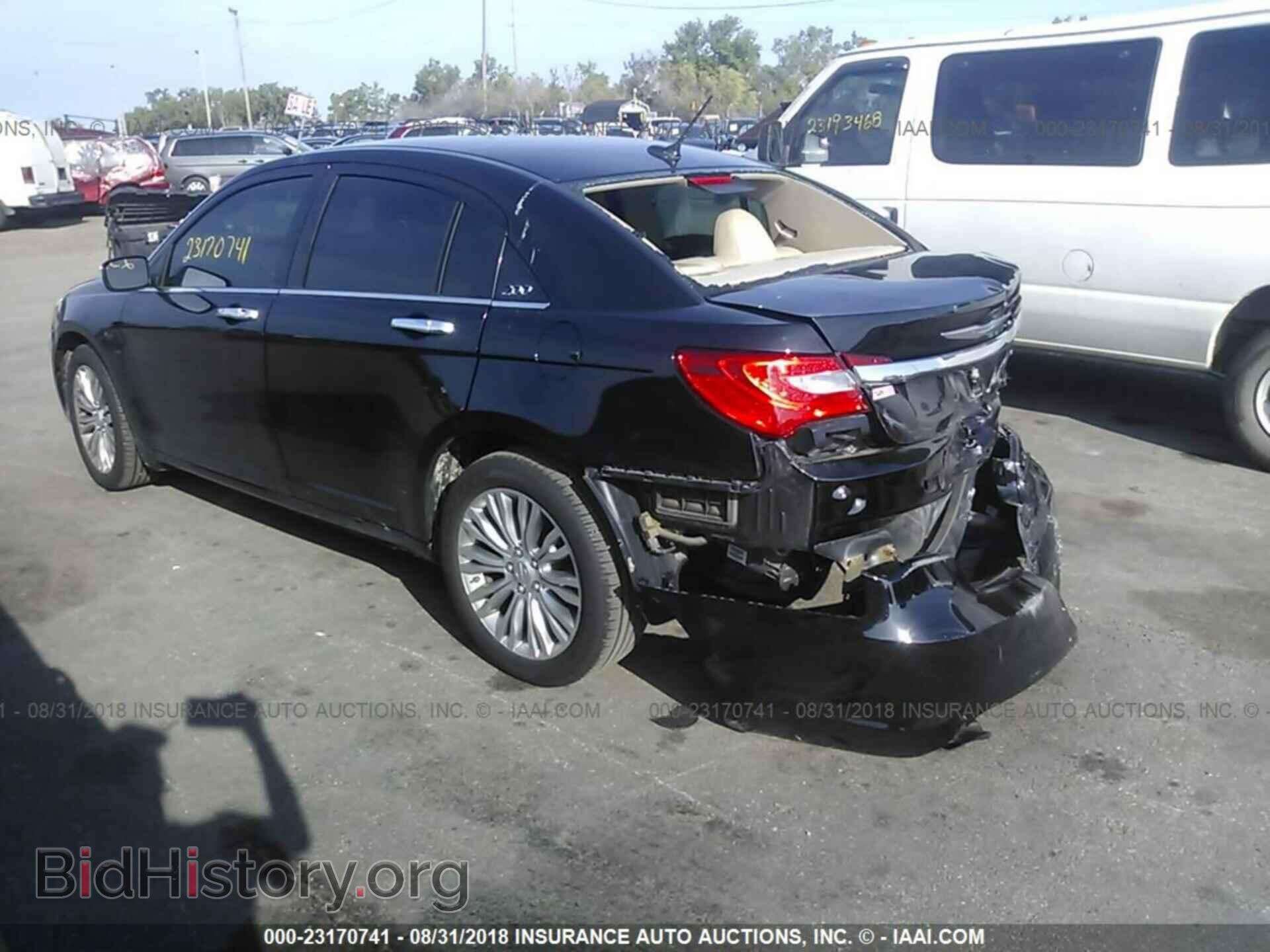 2012 Chrysler 200 - VIN: 1C3CCBCB9CN284012 - Фото 3