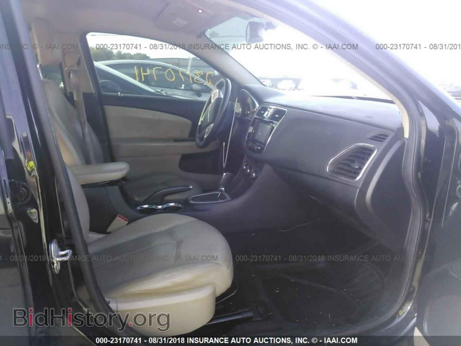 2012 Chrysler 200 - VIN: 1C3CCBCB9CN284012 - Фото 5