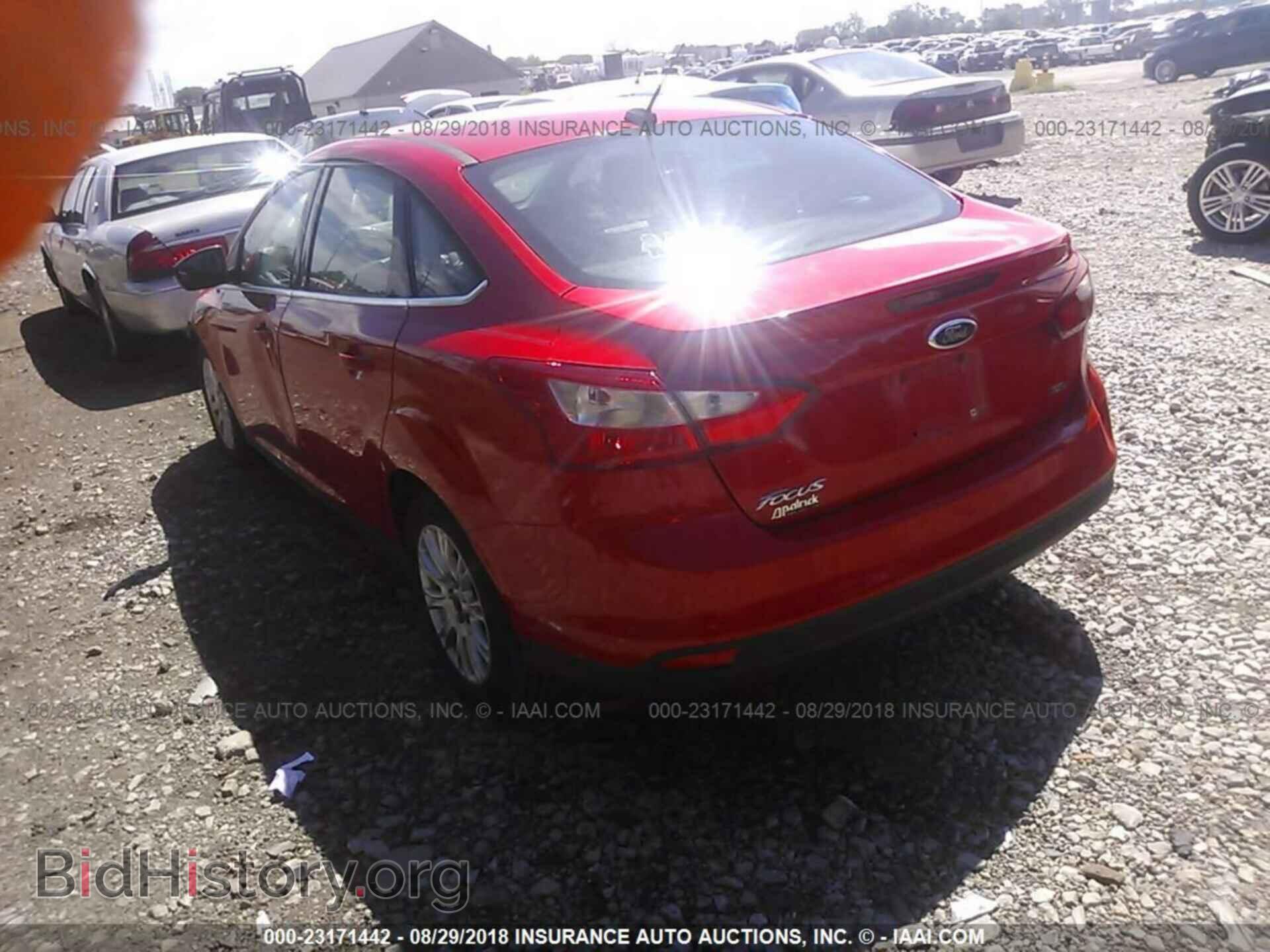 2012 Ford Focus - VIN: 1FAHP3H29CL163129 - Фото 3