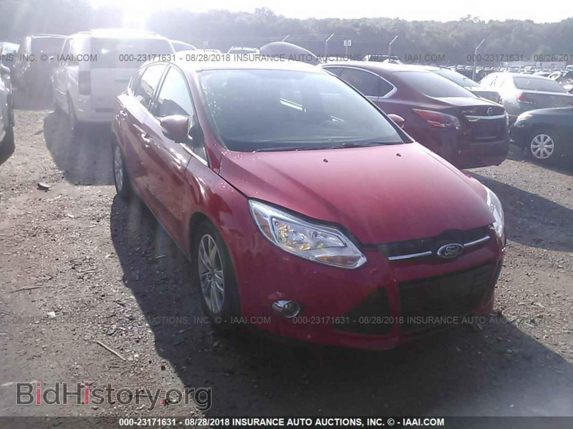 Photo 1FAHP3M28CL363330 - Ford Focus 2012