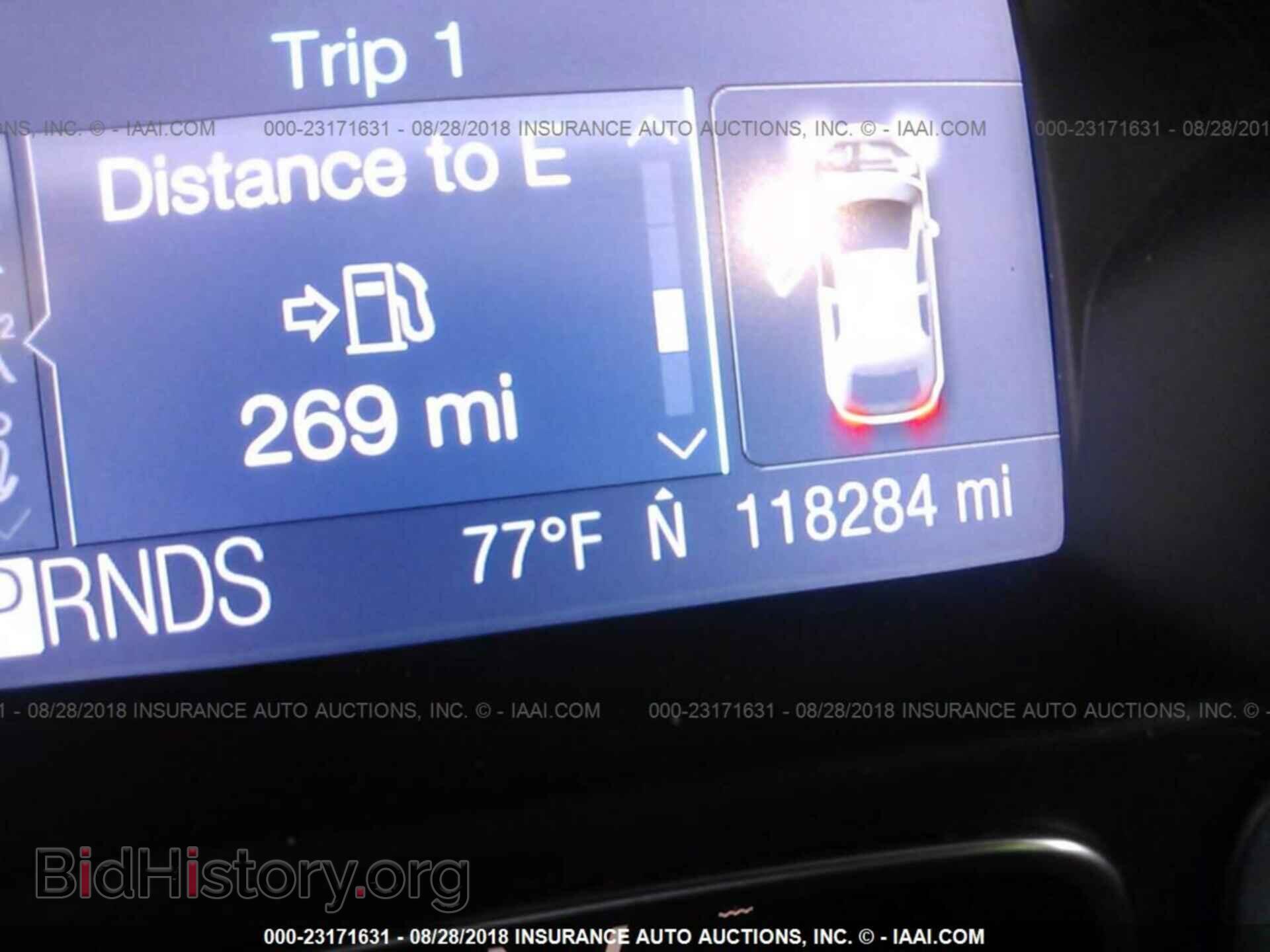 2012 Ford Focus - VIN: 1FAHP3M28CL363330 - Photo 7