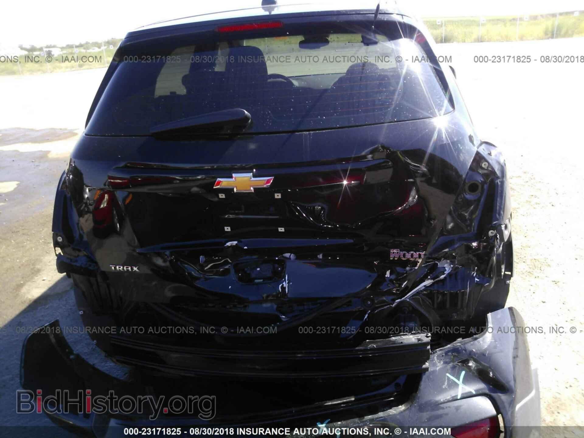 2017 Chevrolet Trax - VIN: 3GNCJKSB6HL214405 - Фото 6