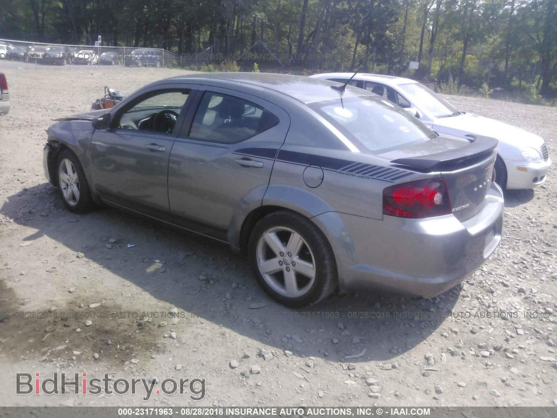 2013 Dodge Avenger - VIN: 1C3CDZAB6DN643777 - Photo 3