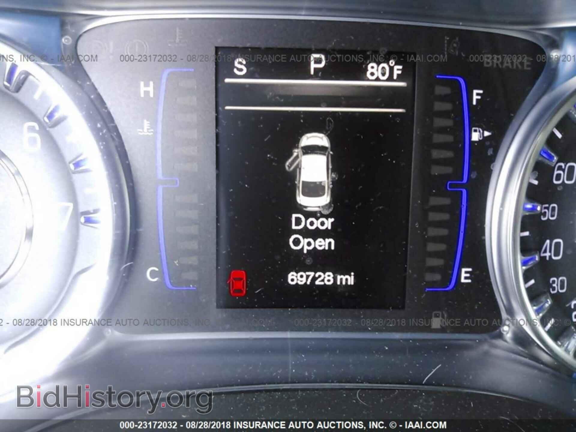 2015 Chrysler 200 - VIN: 1C3CCCAB9FN747585 - Фото 7