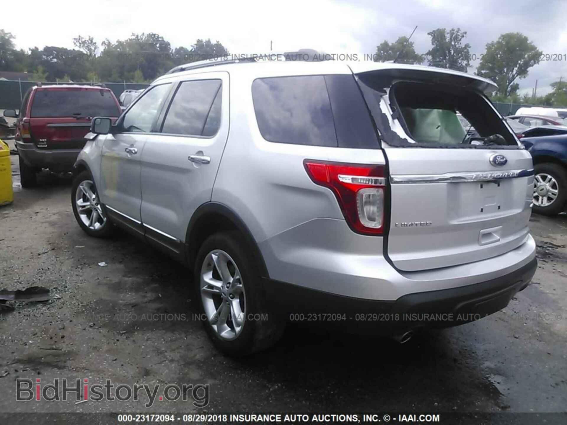 2012 Ford Explorer - VIN: 1FMHK8F80CGA63728 - Photo 3