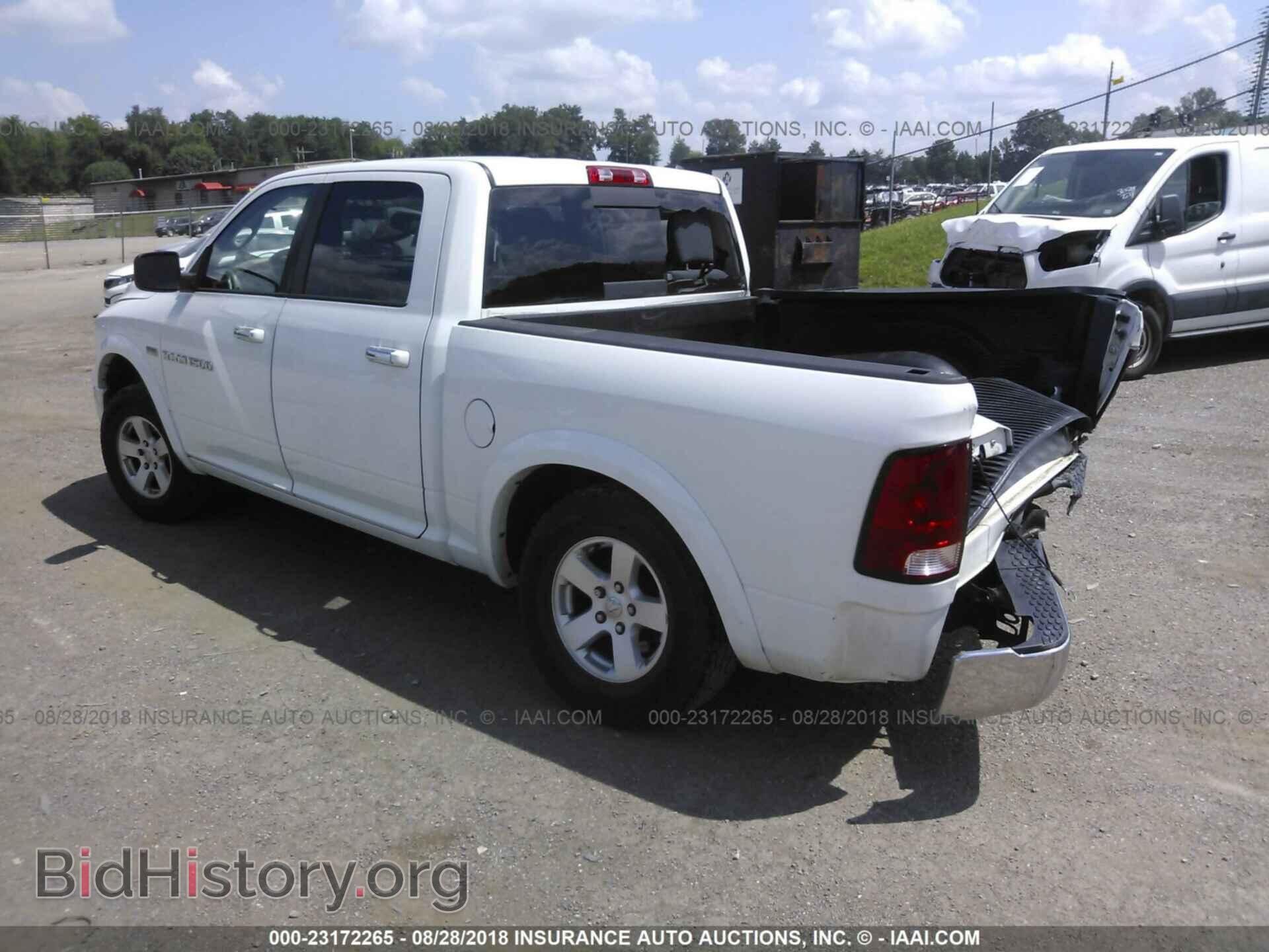 2012 Dodge Ram 1500 - VIN: 1C6RD7LT2CS210478 - Фото 3