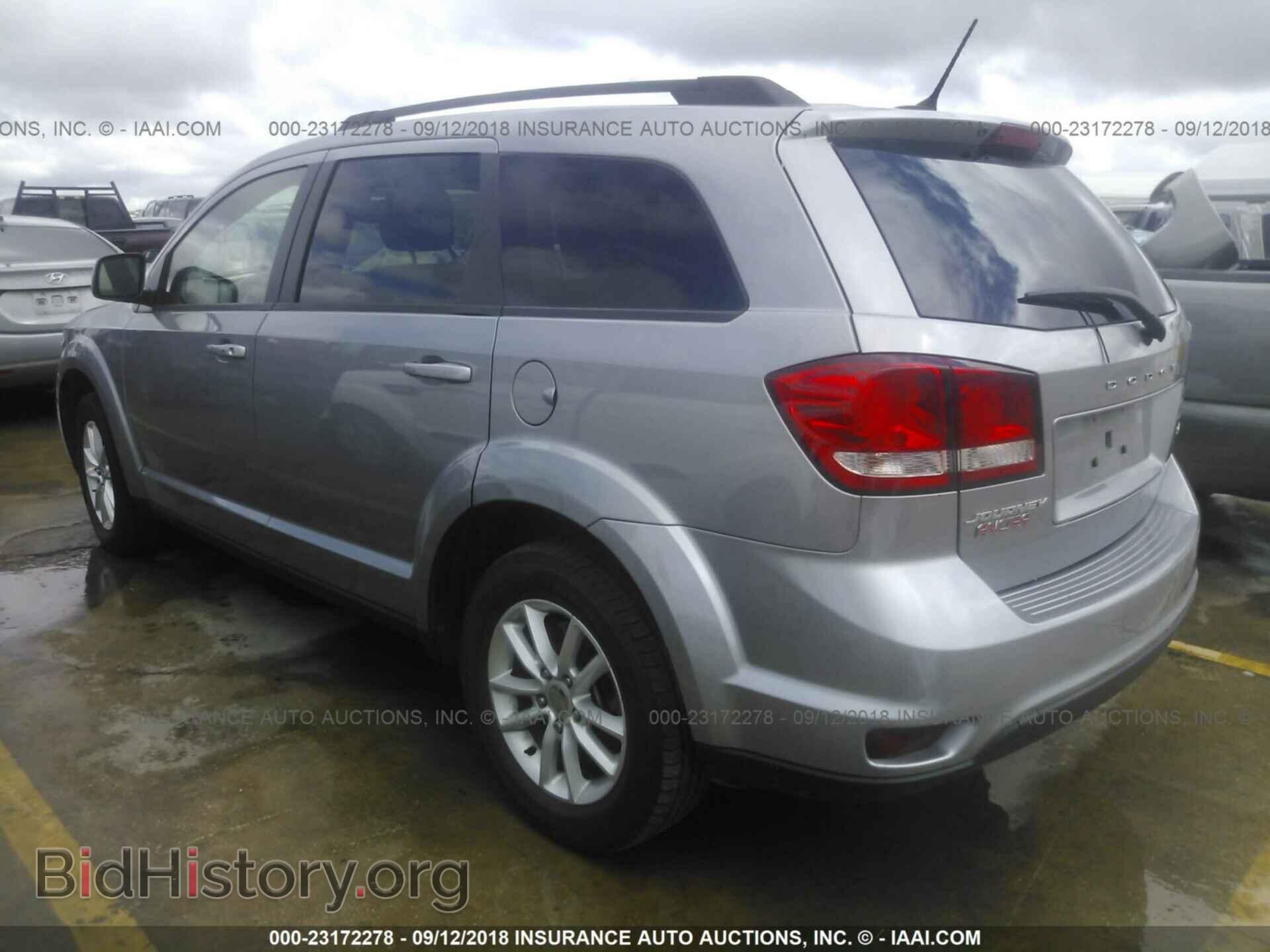 2016 Dodge Journey - VIN: 3C4PDCBB7GT110480 - Фото 3