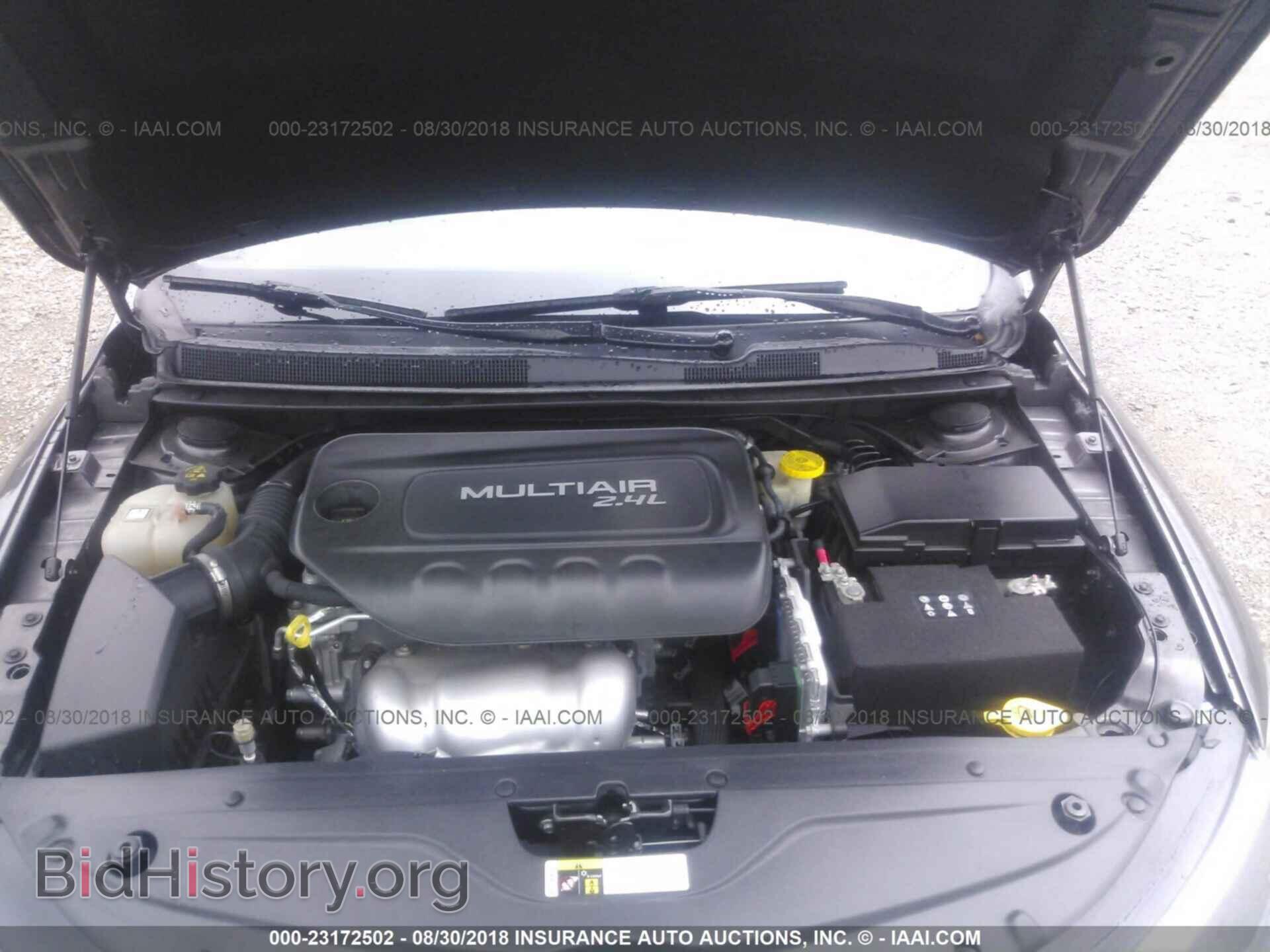 2015 Chrysler 200 - VIN: 1C3CCCAB7FN729876 - Фото 10
