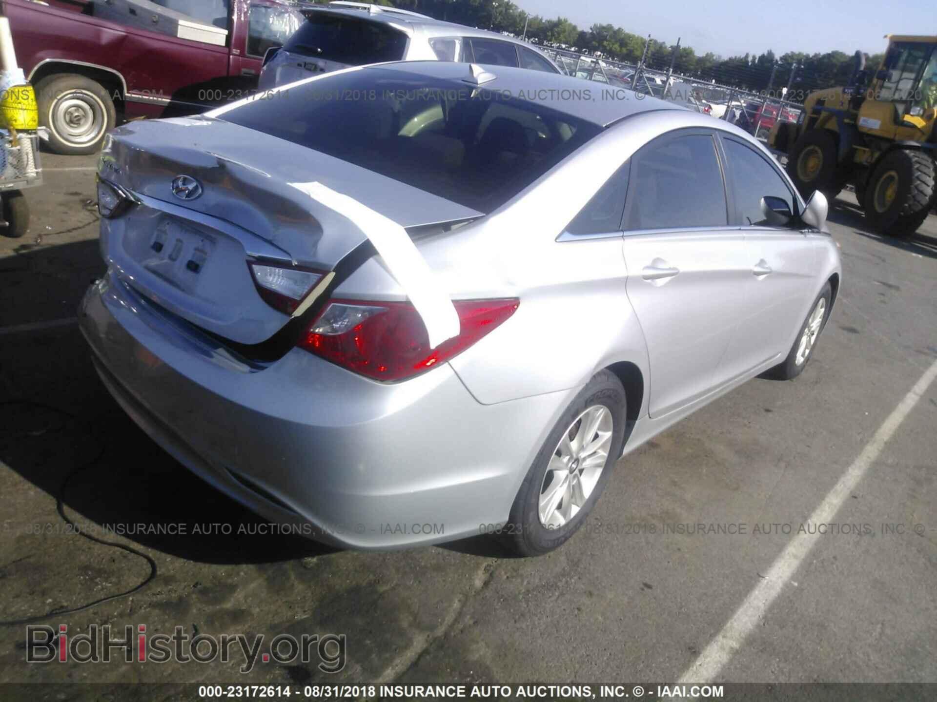 2012 Hyundai Sonata - VIN: 5NPEB4AC6CH494873 - Фото 4