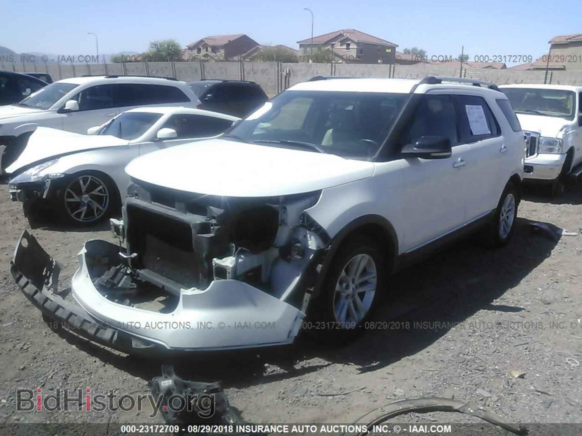 2012 Ford Explorer - VIN: 1FMHK7D88CGB03146 - Photo 2