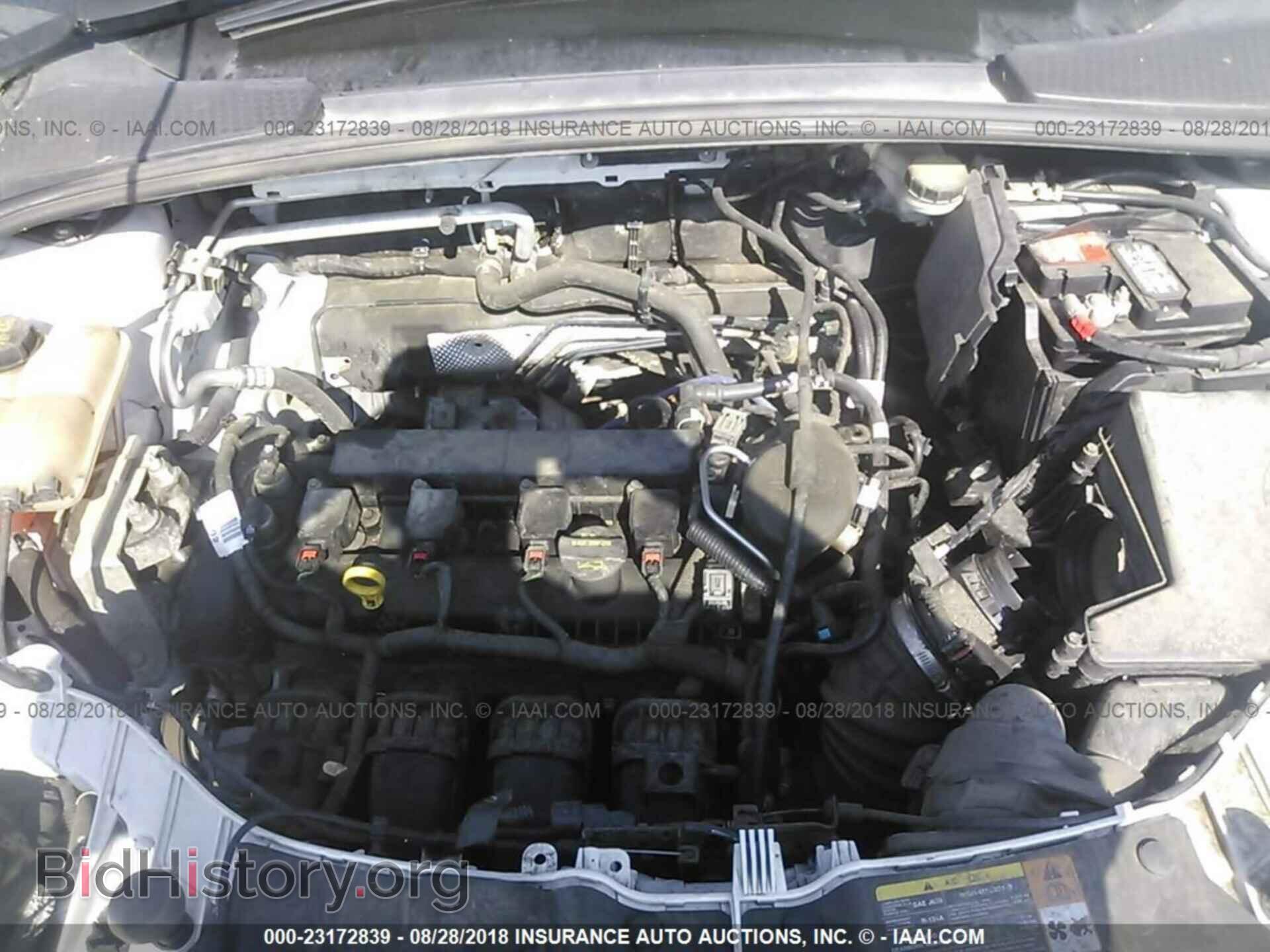 2014 Ford Focus - VIN: 1FADP3F27EL174280 - Photo 10