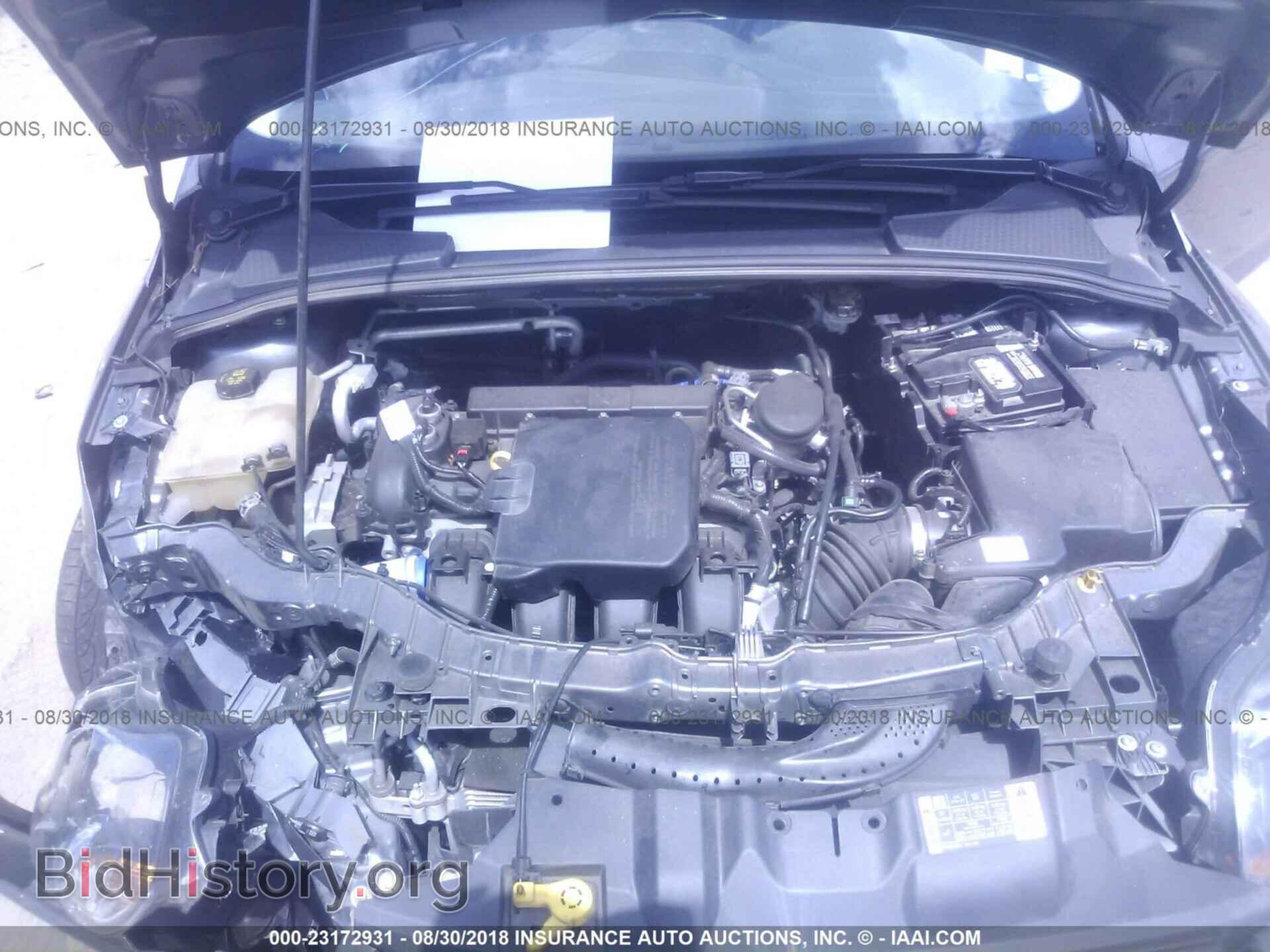 2014 Ford Focus - VIN: 1FADP3J27EL309264 - Photo 10