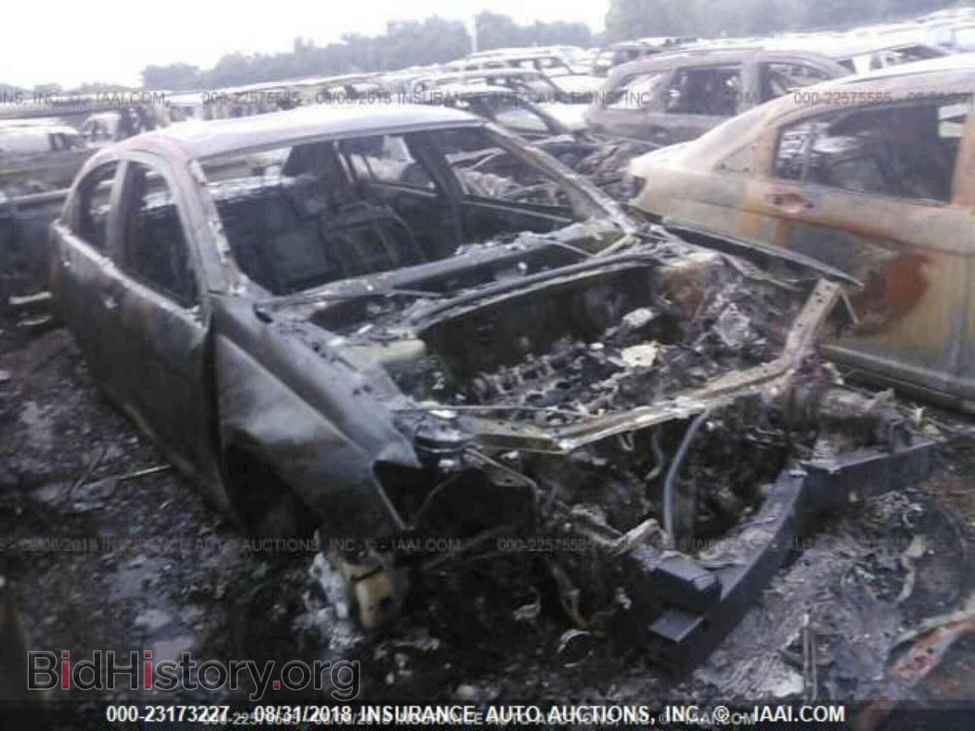 Photo 1C3CCBBG1DN531988 - Chrysler 200 2013