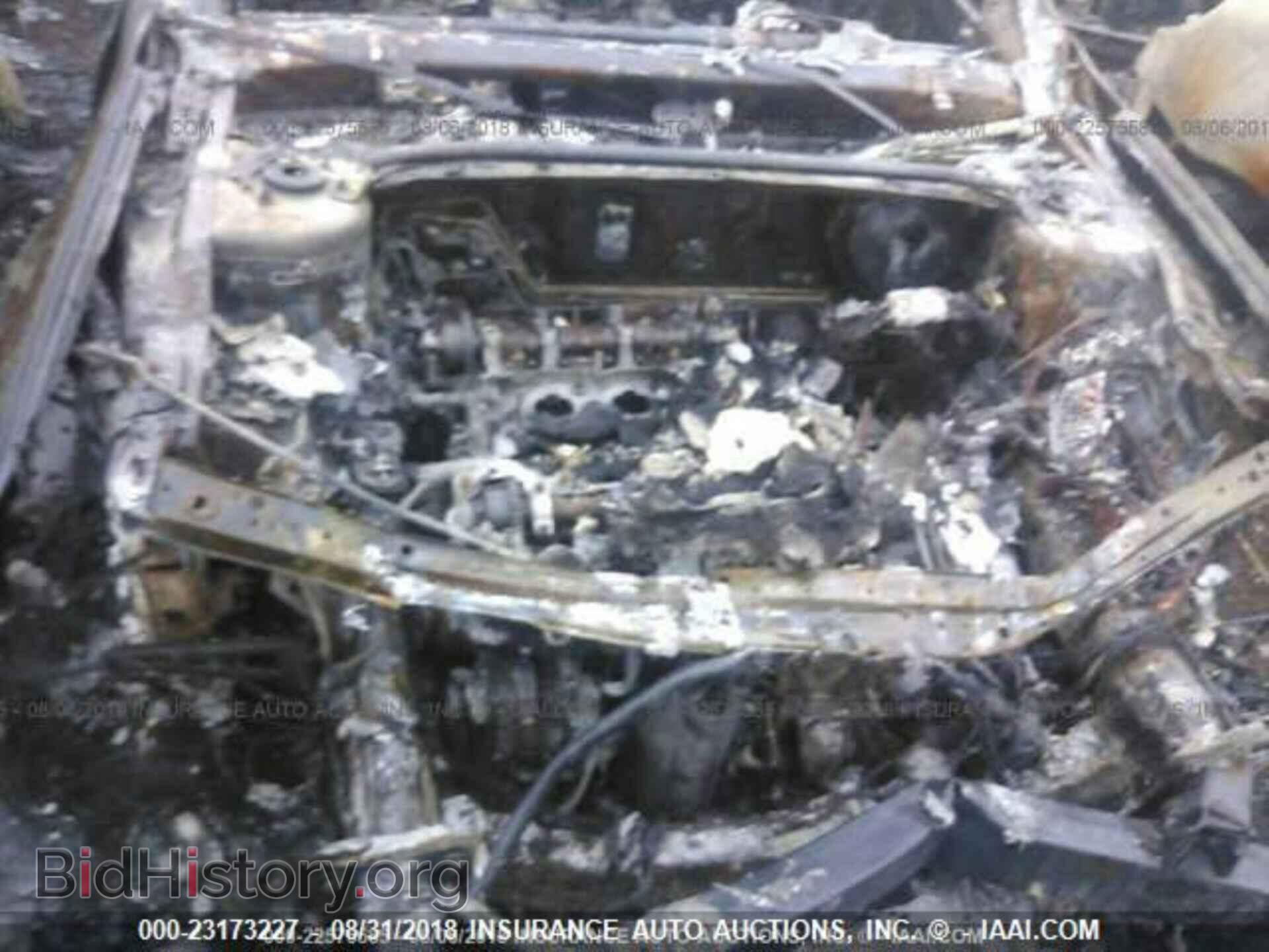 2013 Chrysler 200 - VIN: 1C3CCBBG1DN531988 - Фото 10