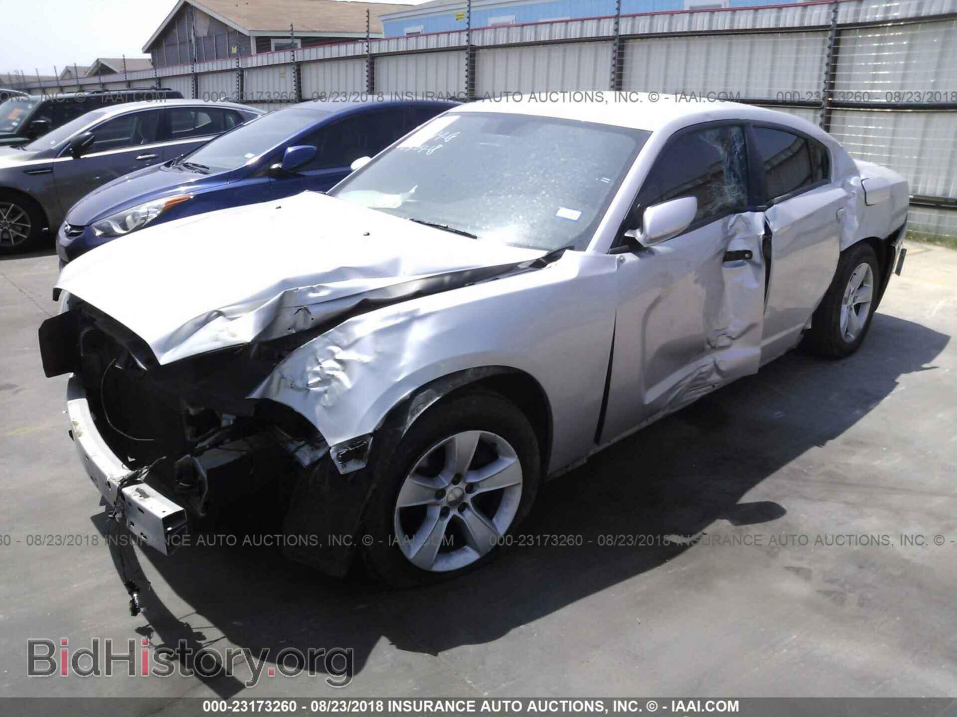 2012 Dodge Charger - VIN: 2C3CDXBG0CH226841 - Фото 2