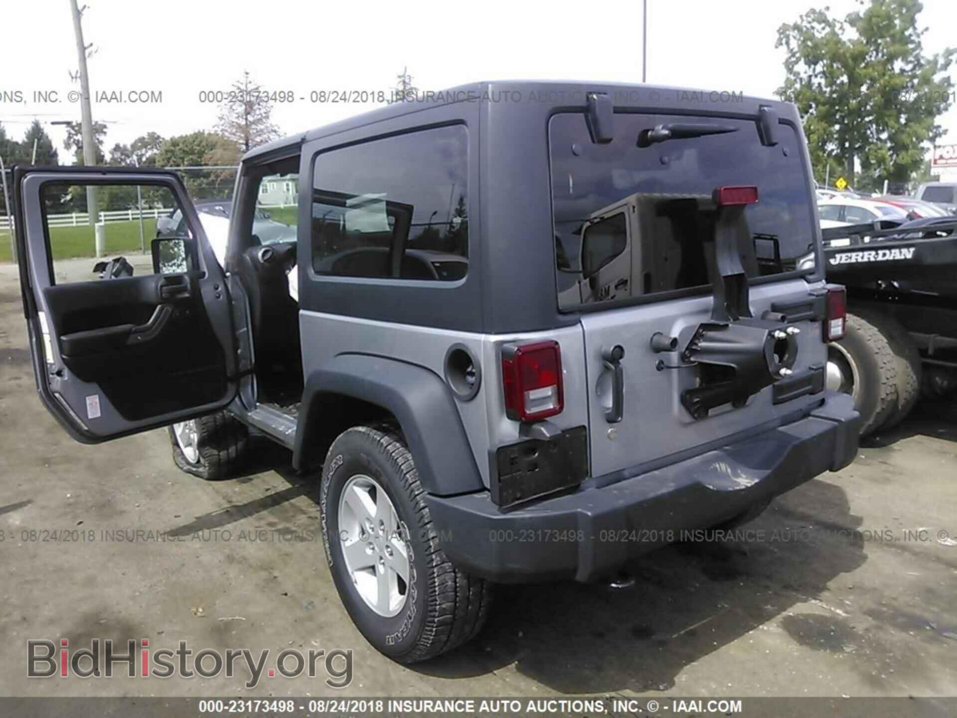 2013 Jeep Wrangler - VIN: 1C4AJWAG5DL687397 - Фото 3