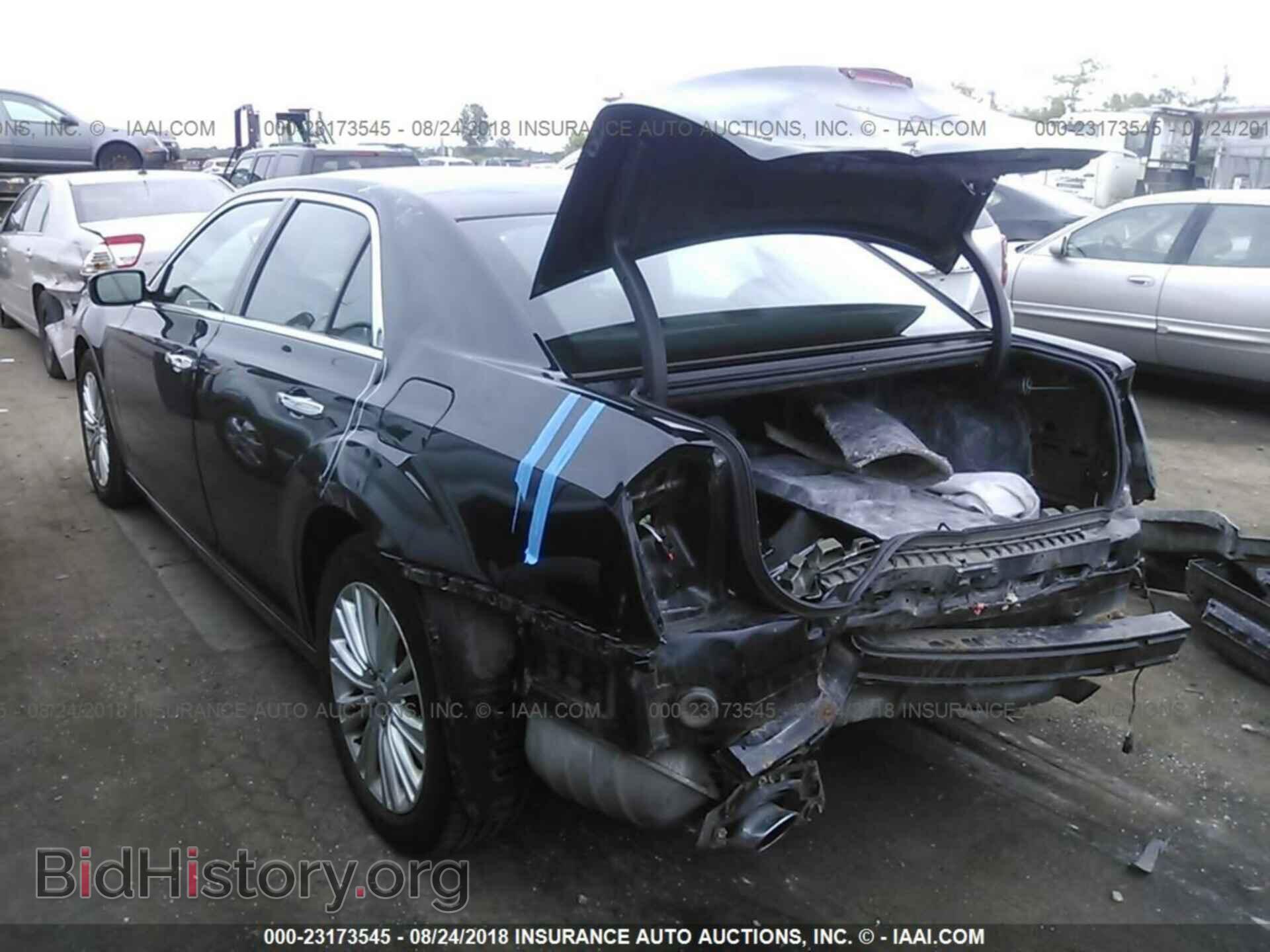 2013 Chrysler 300c - VIN: 2C3CCAKT0DH744995 - Фото 3