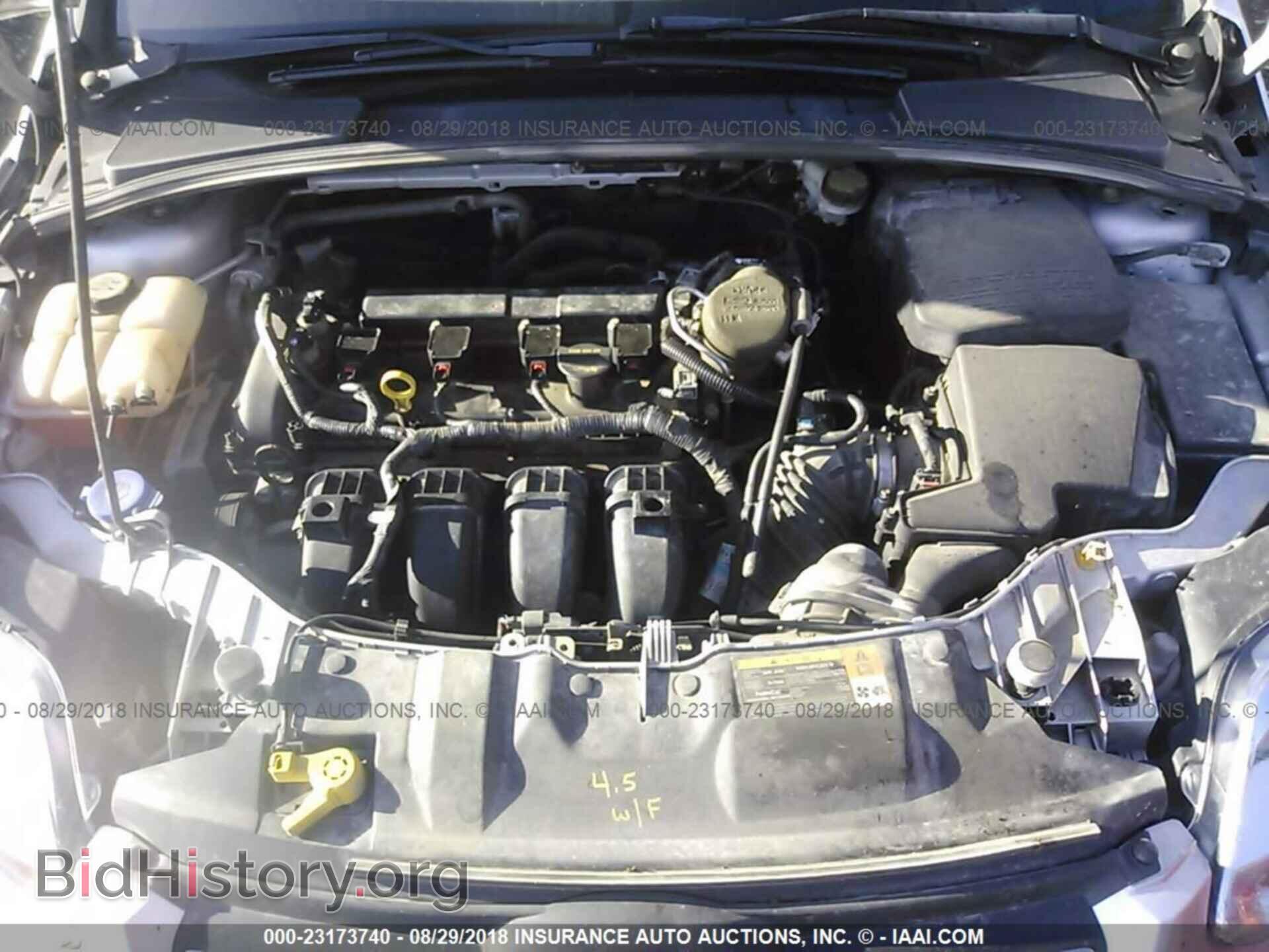 2013 Ford Focus - VIN: 1FADP3F23DL337618 - Photo 10